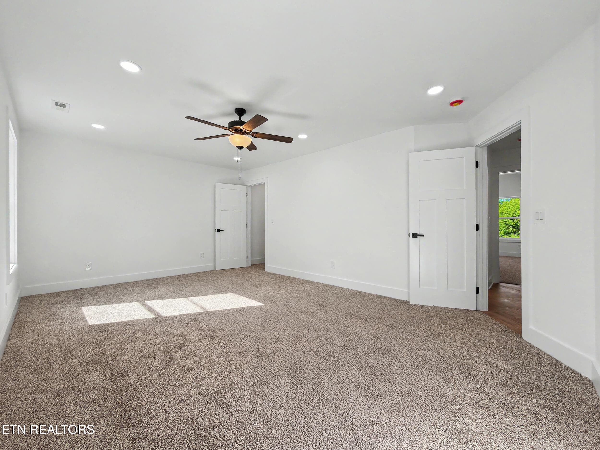 15_01 - 5317 Arza Lane, Knoxville, TN 37918, Knoxville