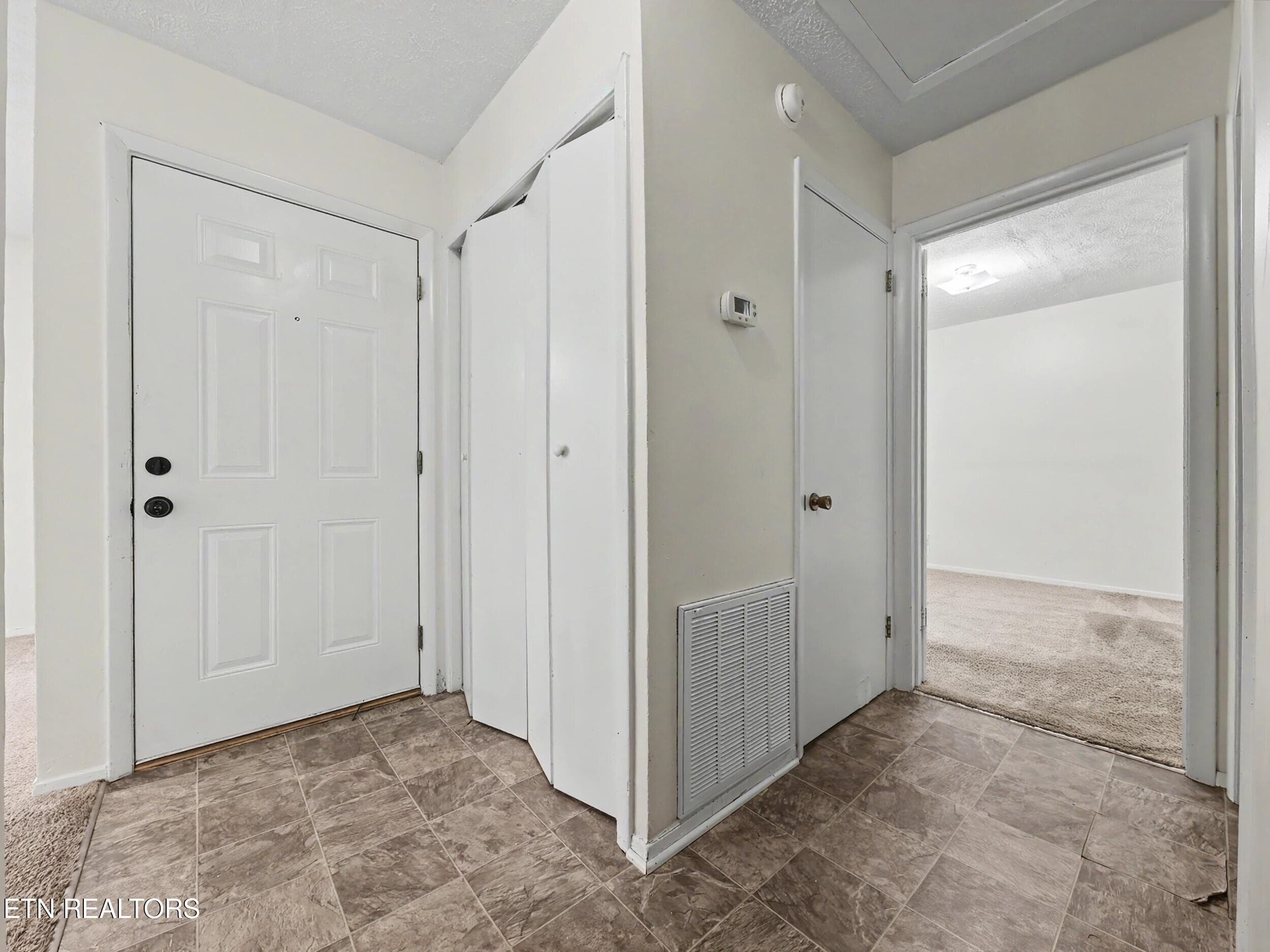 22_img_2995 - 1817 Rosedale Ave, Knoxville, TN 37915, Knoxville