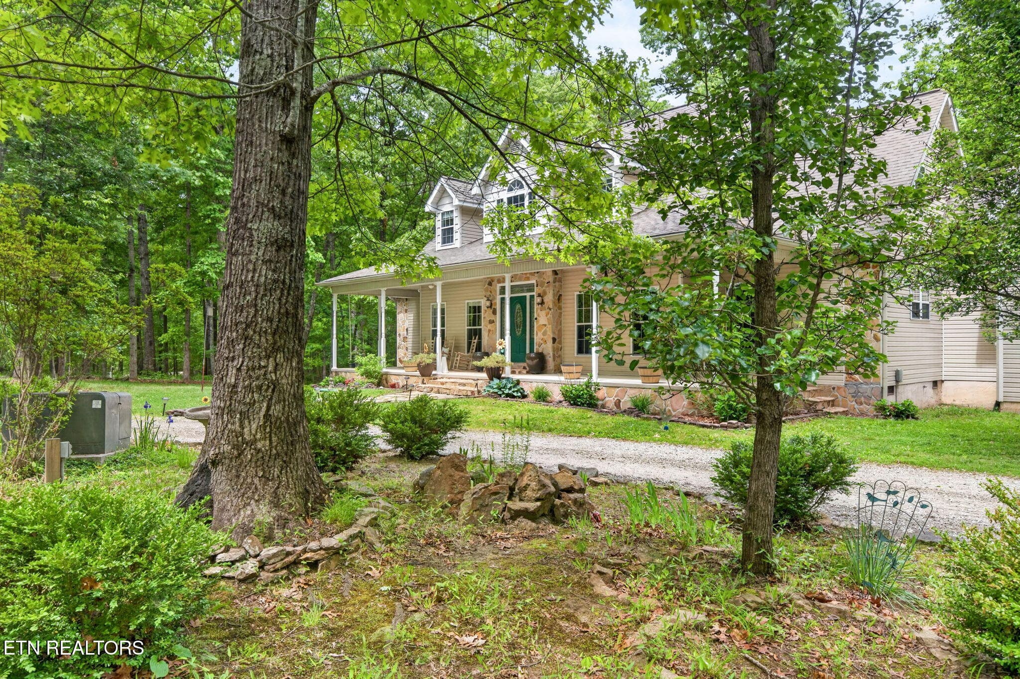 9-web-or-mls-500 Cliff Park Rd_040_TNPC - 500 Cliff Park Rd, Monterey, TN 38574