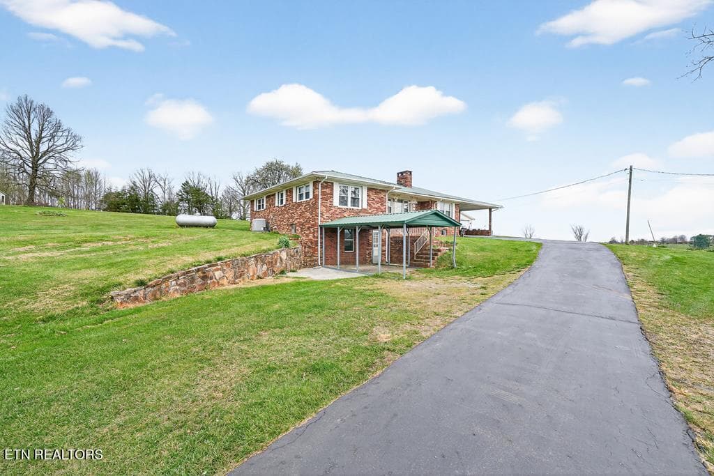 243206_26 - 28599 Tennessee 30, Pikeville, TN 37367