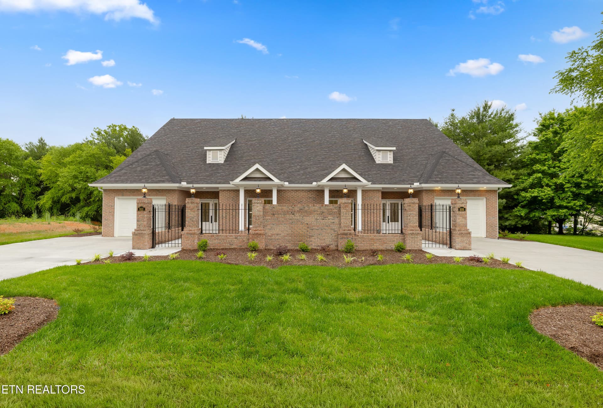 910 Fine Glen Drive, Sevierville, TN 37862