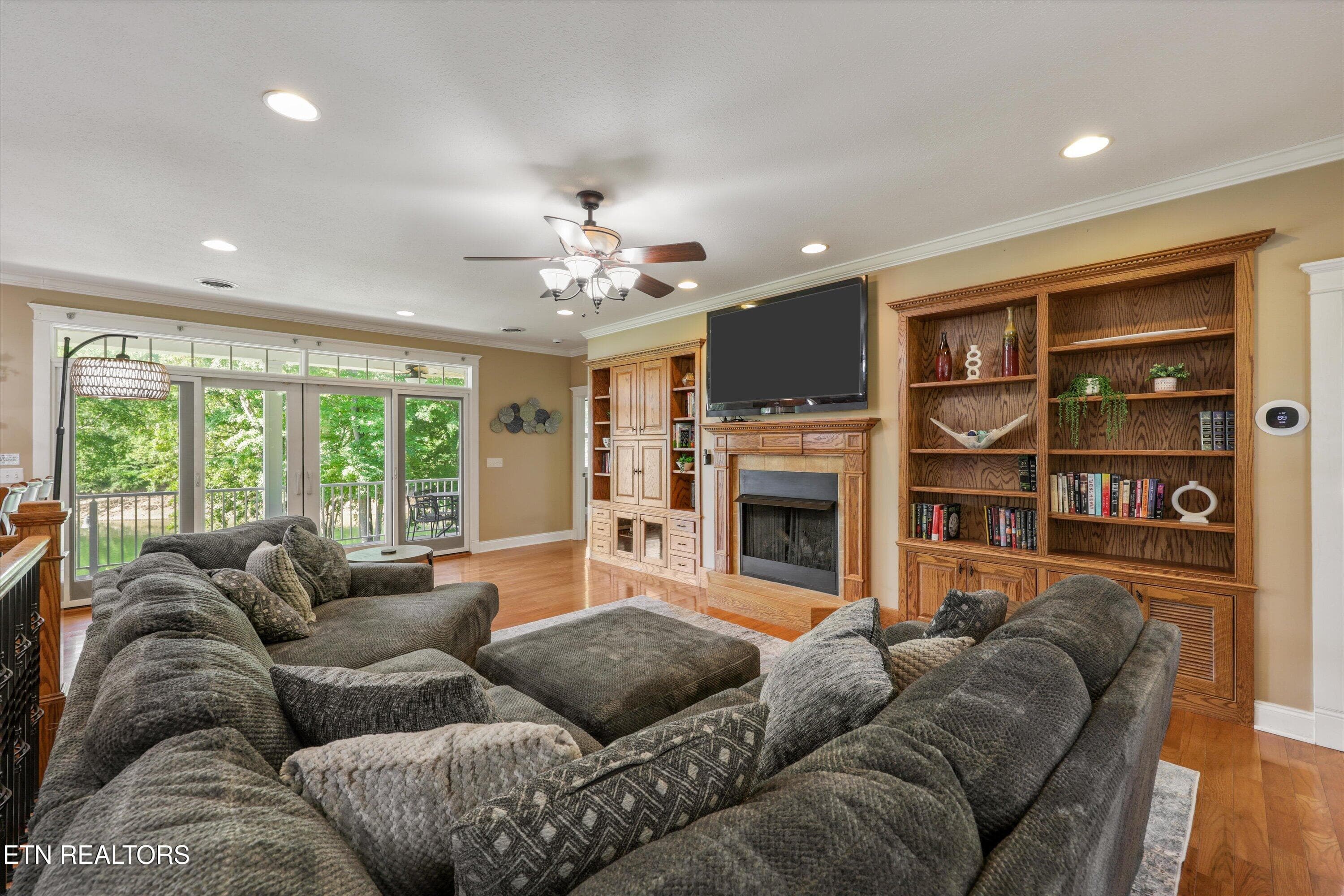 08-2177 Riverview Dr 16 - 2177 Riverview Drive, Dandridge, TN 37725, Dandridge