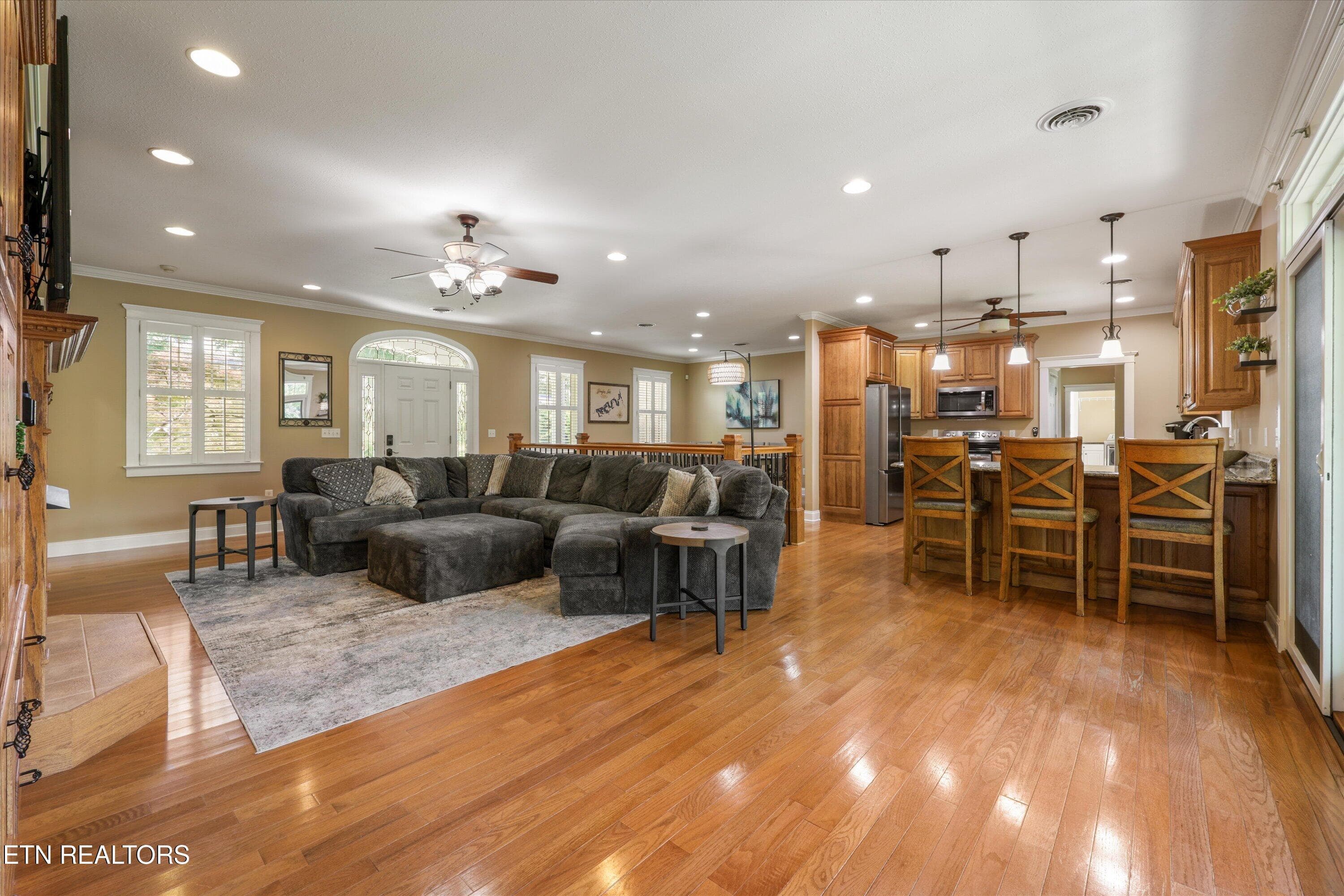 10-2177 Riverview Dr 18 - 2177 Riverview Drive, Dandridge, TN 37725, Dandridge