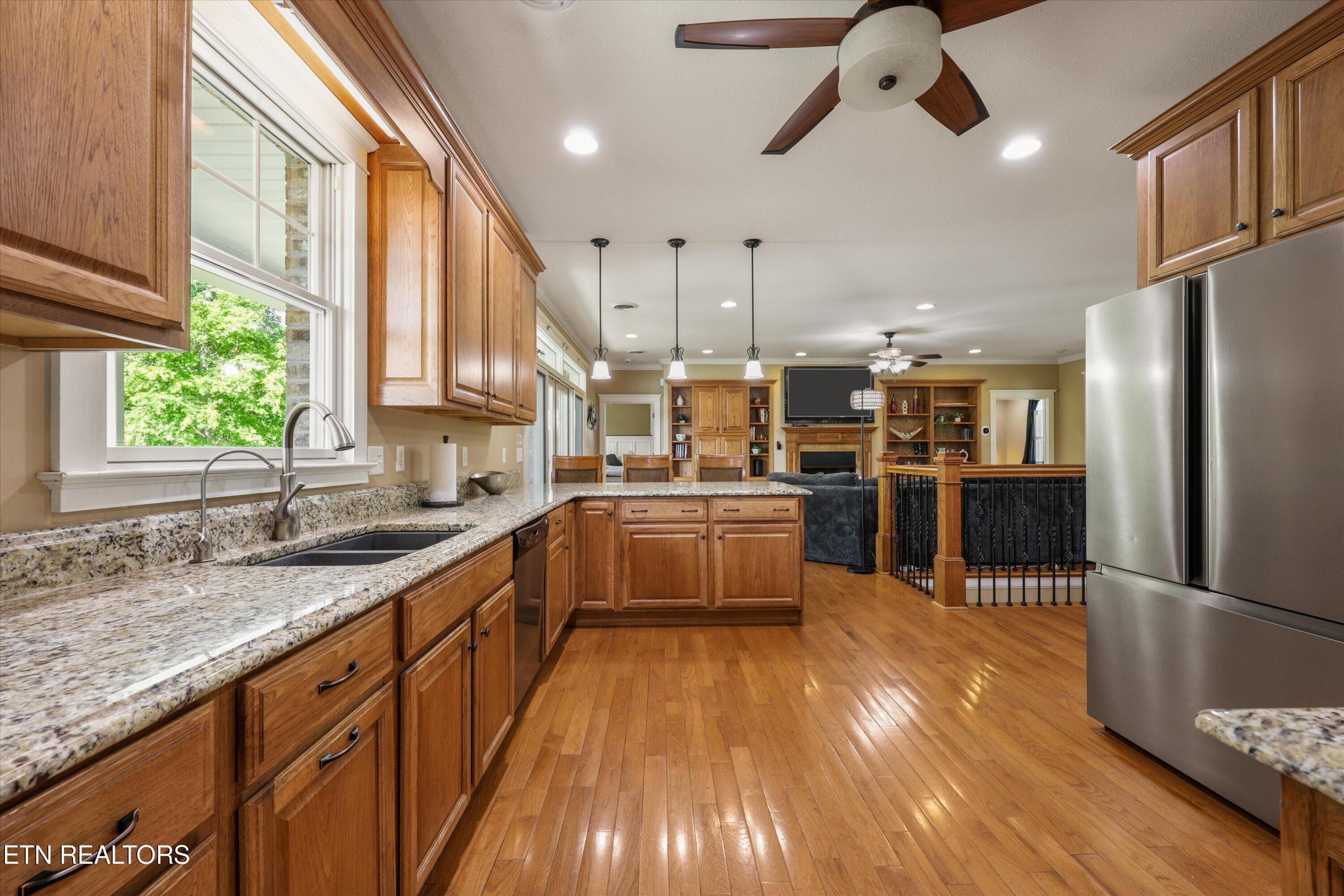 15-2177 Riverview Dr 28 - 2177 Riverview Drive, Dandridge, TN 37725, Dandridge