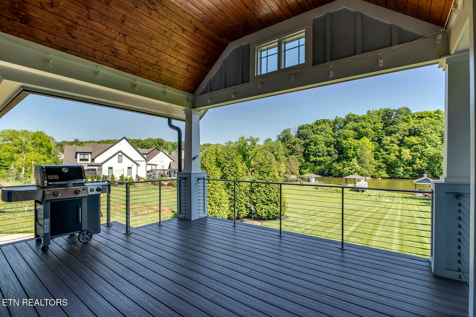12_EmoryChurchRoad_917_BackPorch - 917 Emory Church Rd, Knoxville, TN 37922