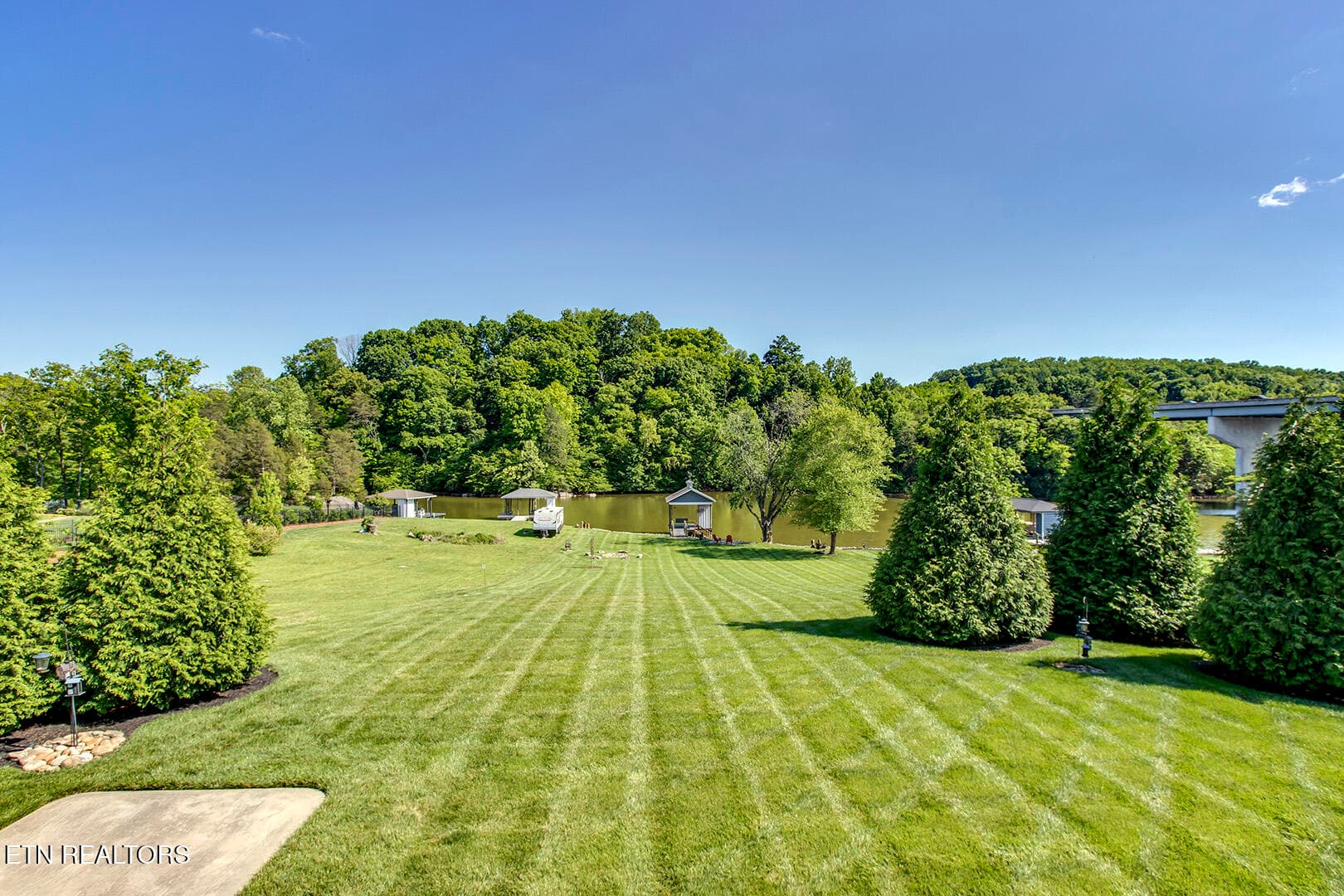 13_EmoryChurchRoad_917_PorchView - 917 Emory Church Rd, Knoxville, TN 37922