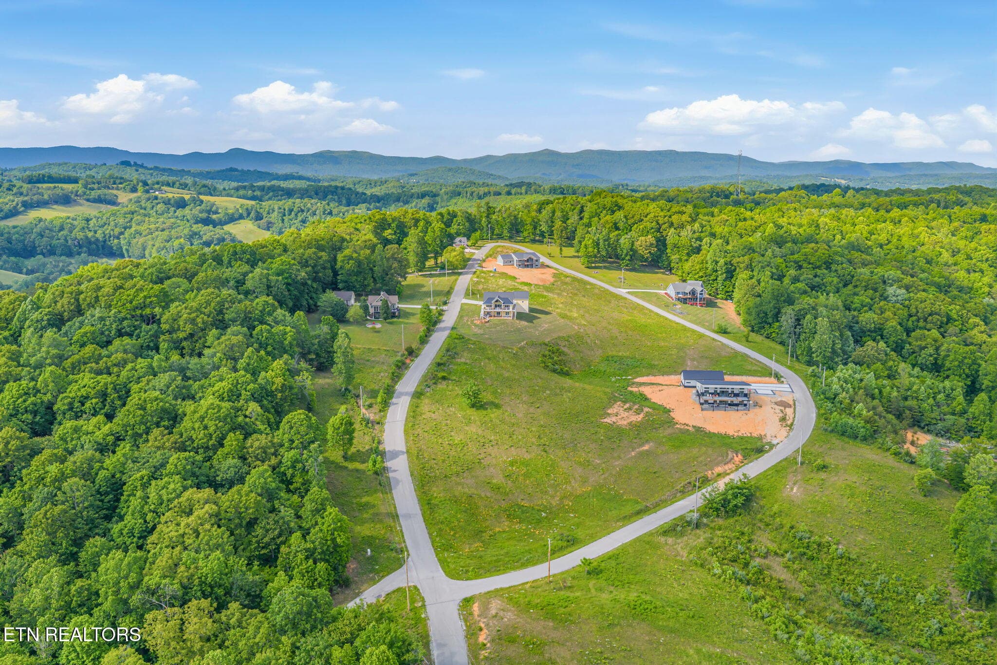 PRIVATE COMMUNITY - 195 Kennedys Lp, LaFollette, TN 37766