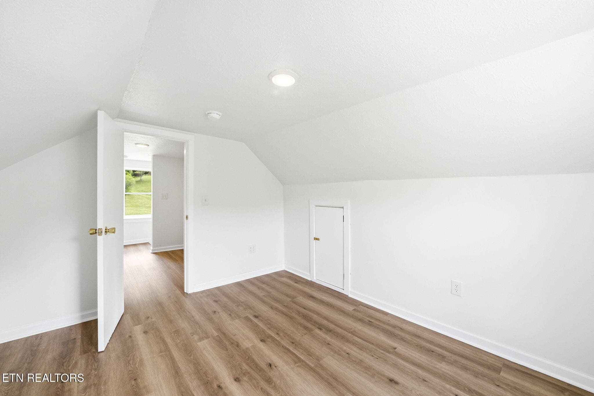 9-web-or-mls-933 Hubert Taylor Rd-17 - 933 Hubert Taylor Rd, Mountain City, TN 37683