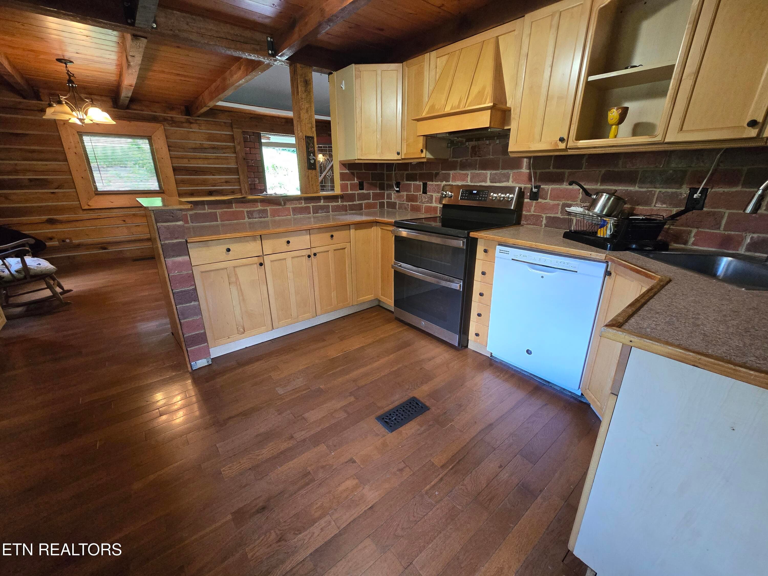 20260514_145348 - 135 Osborne Lane, Harrogate, TN 37752