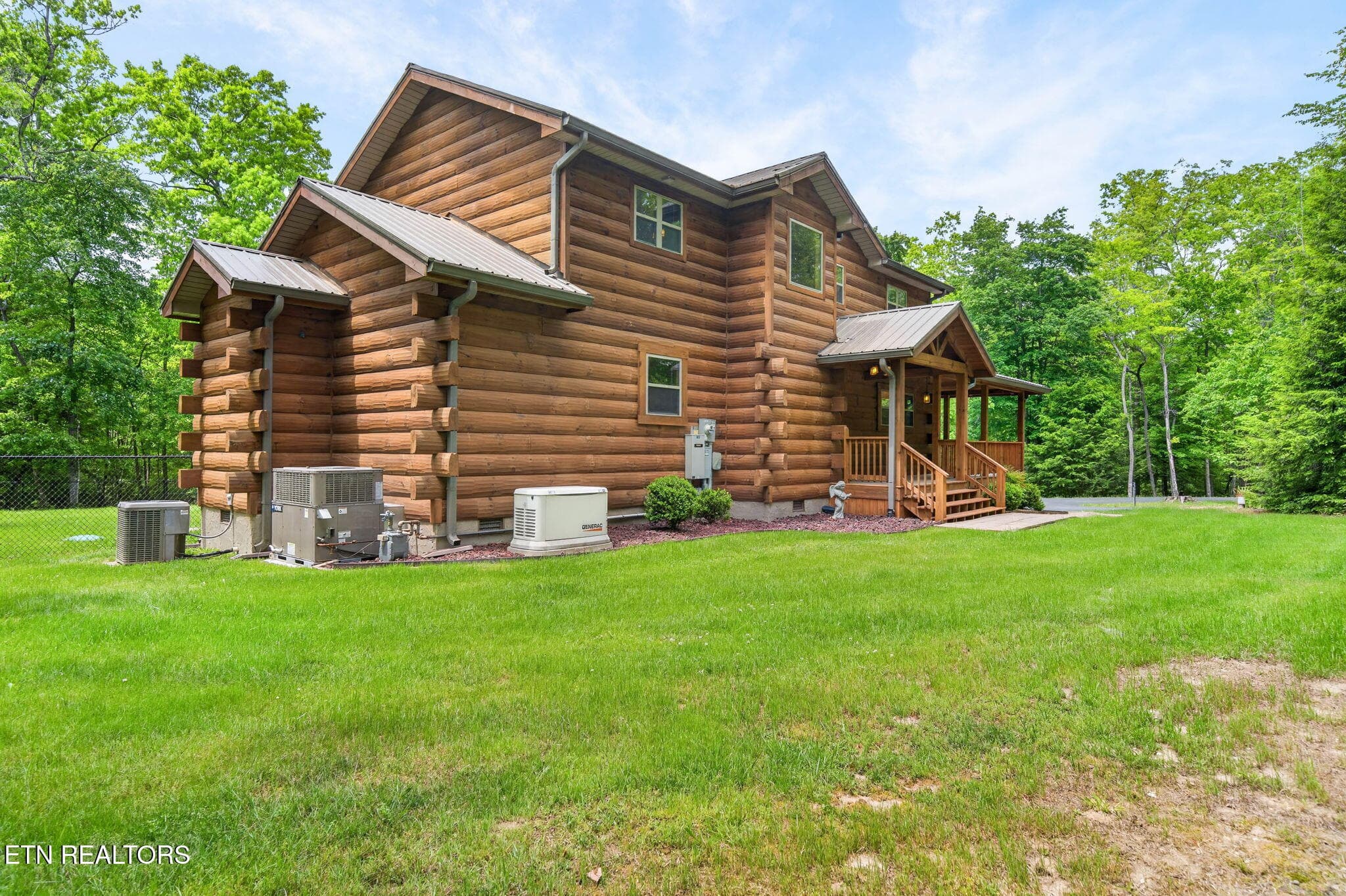 9-web-or-mls-704 White Oak Rd_038_TNPC - 704 White Oak Rd, Monterey, TN 38574, Monterey