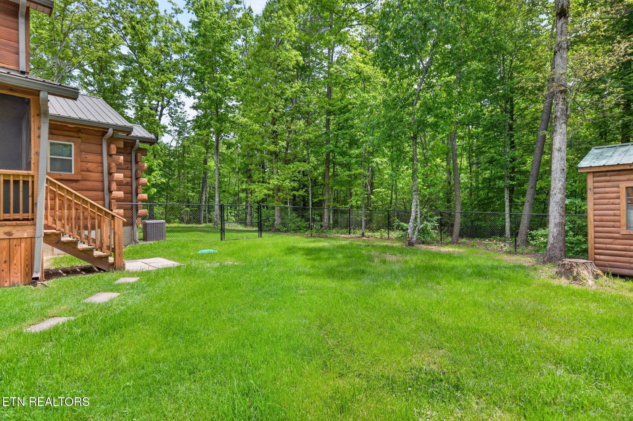 18-web-or-mls-704 White Oak Rd_083_TNPC - 704 White Oak Rd, Monterey, TN 38574, Monterey