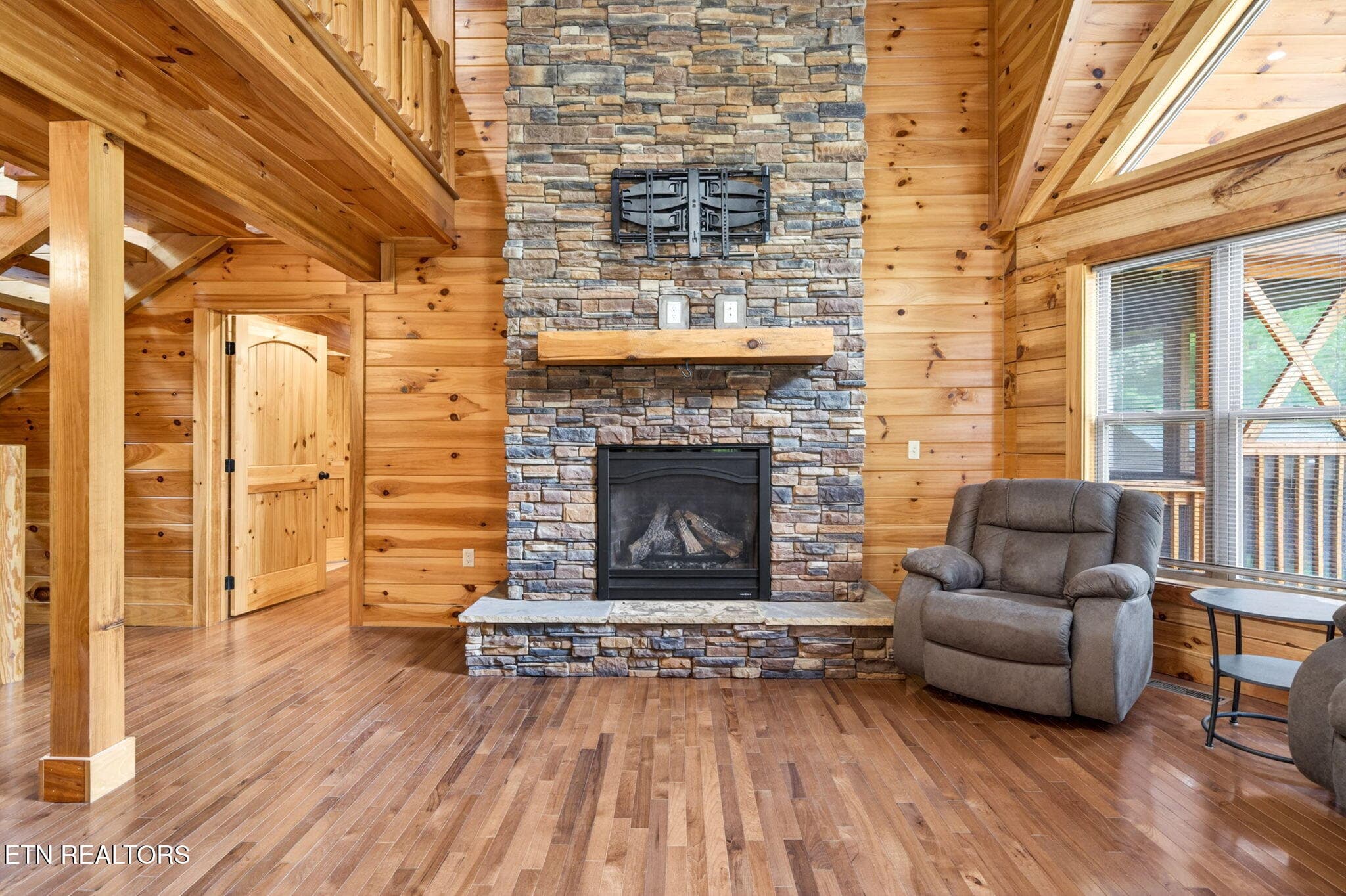 33-web-or-mls-704 White Oak Rd_156_TNPC - 704 White Oak Rd, Monterey, TN 38574, Monterey