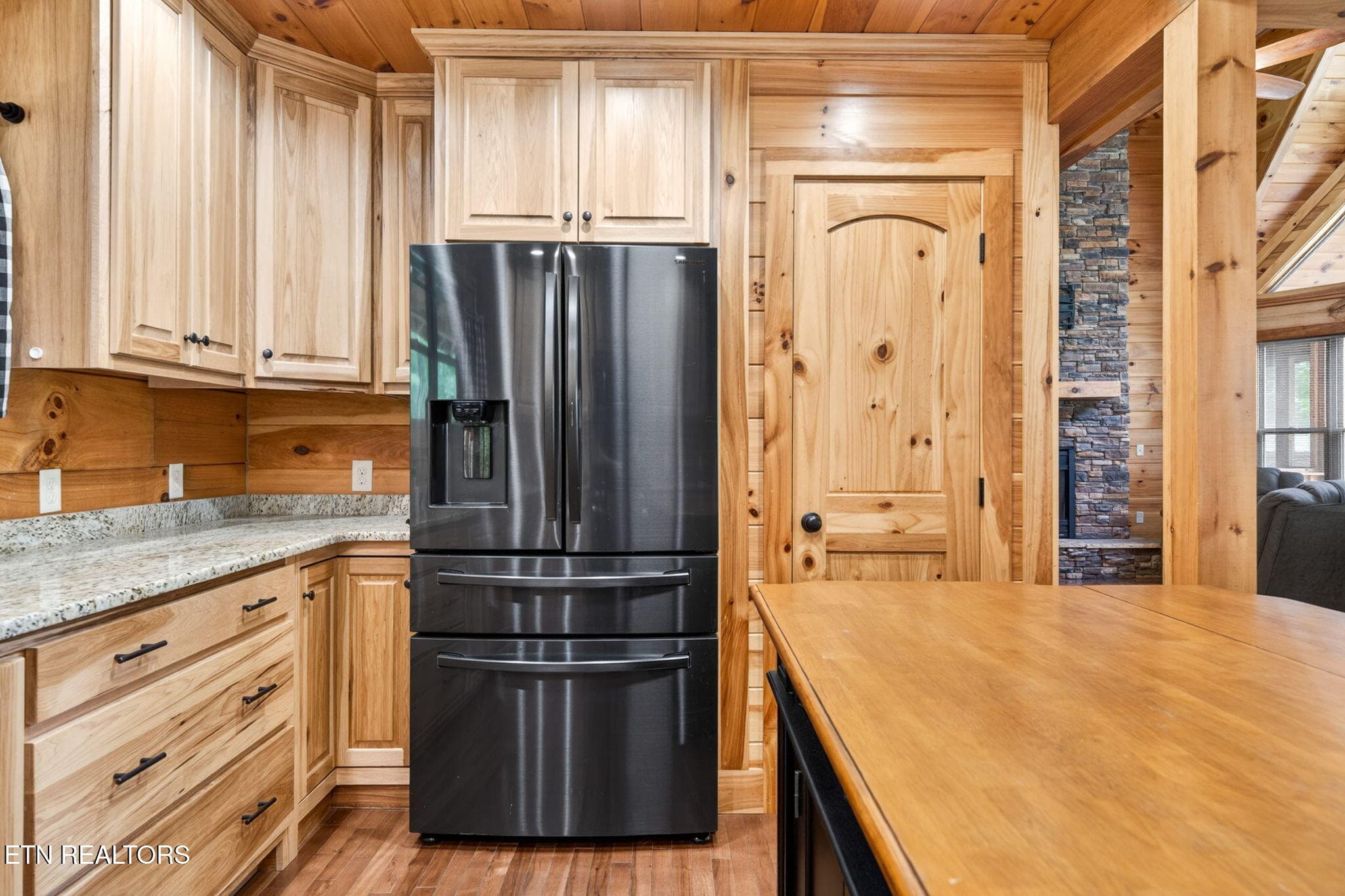 39-web-or-mls-704 White Oak Rd_186_TNPC - 704 White Oak Rd, Monterey, TN 38574, Monterey