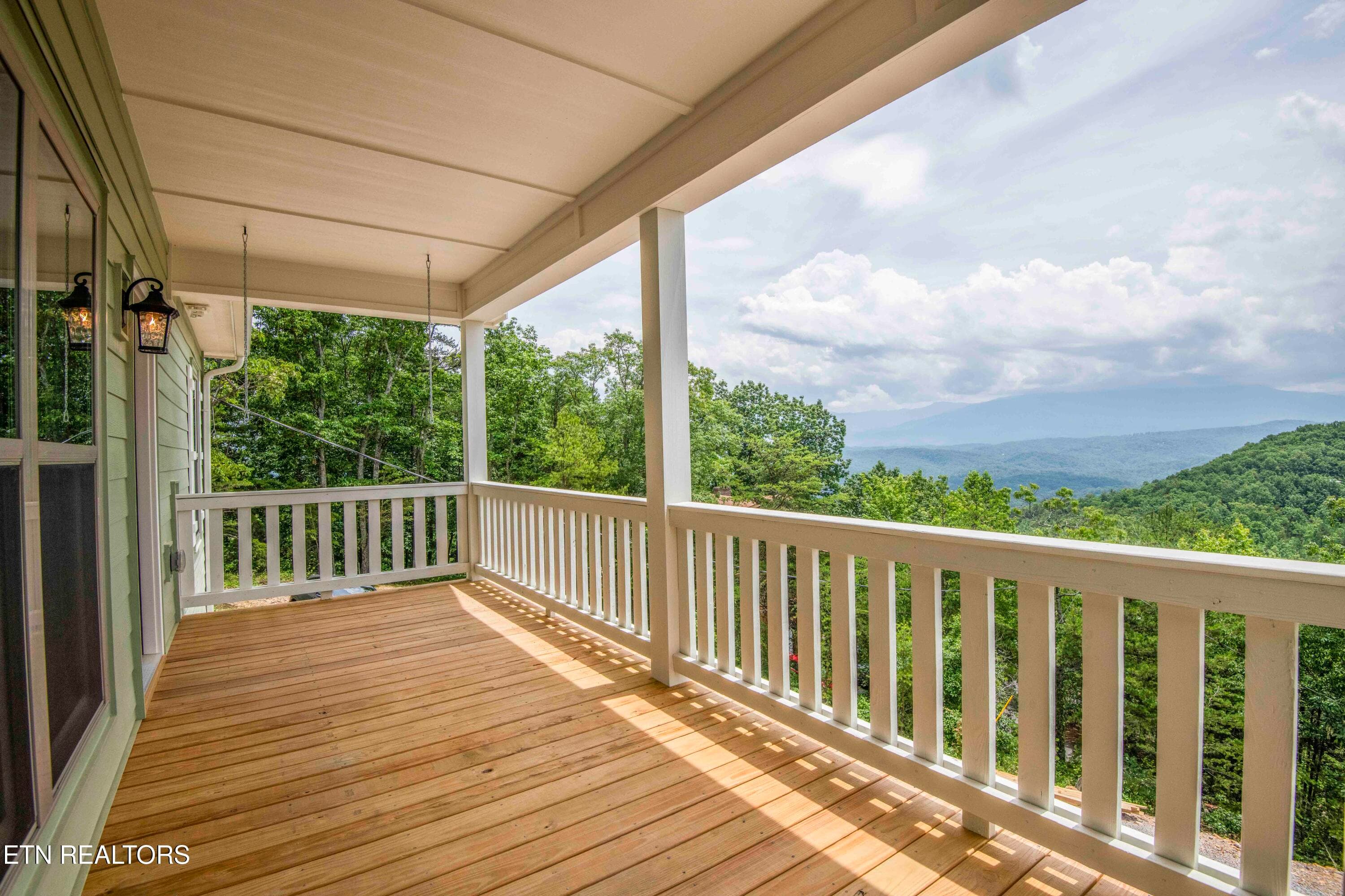 deck 3_1 - 2609 Mountain Blvd, Sevierville, TN 37876