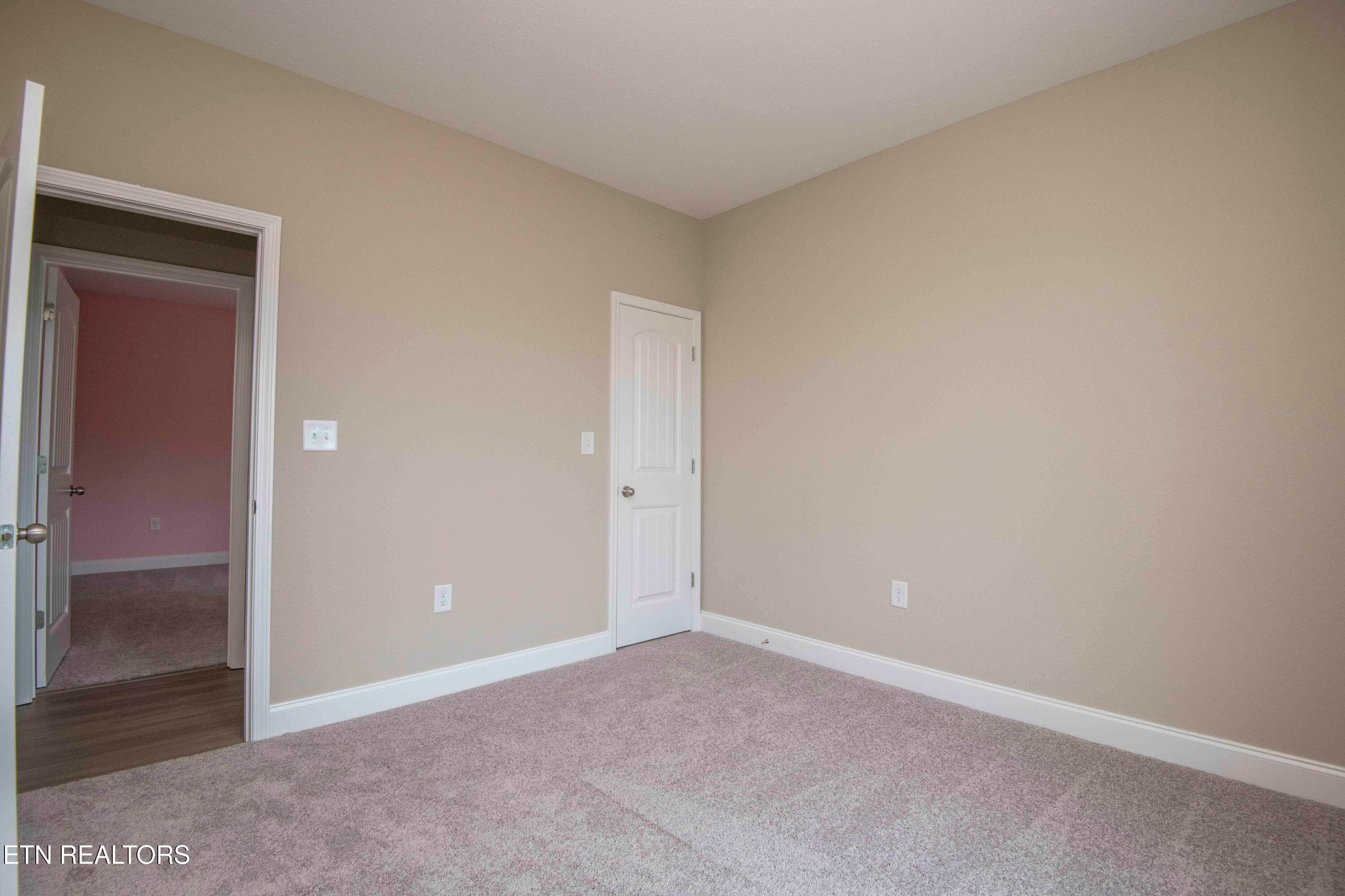 second bed 2_1 - 2609 Mountain Blvd, Sevierville, TN 37876