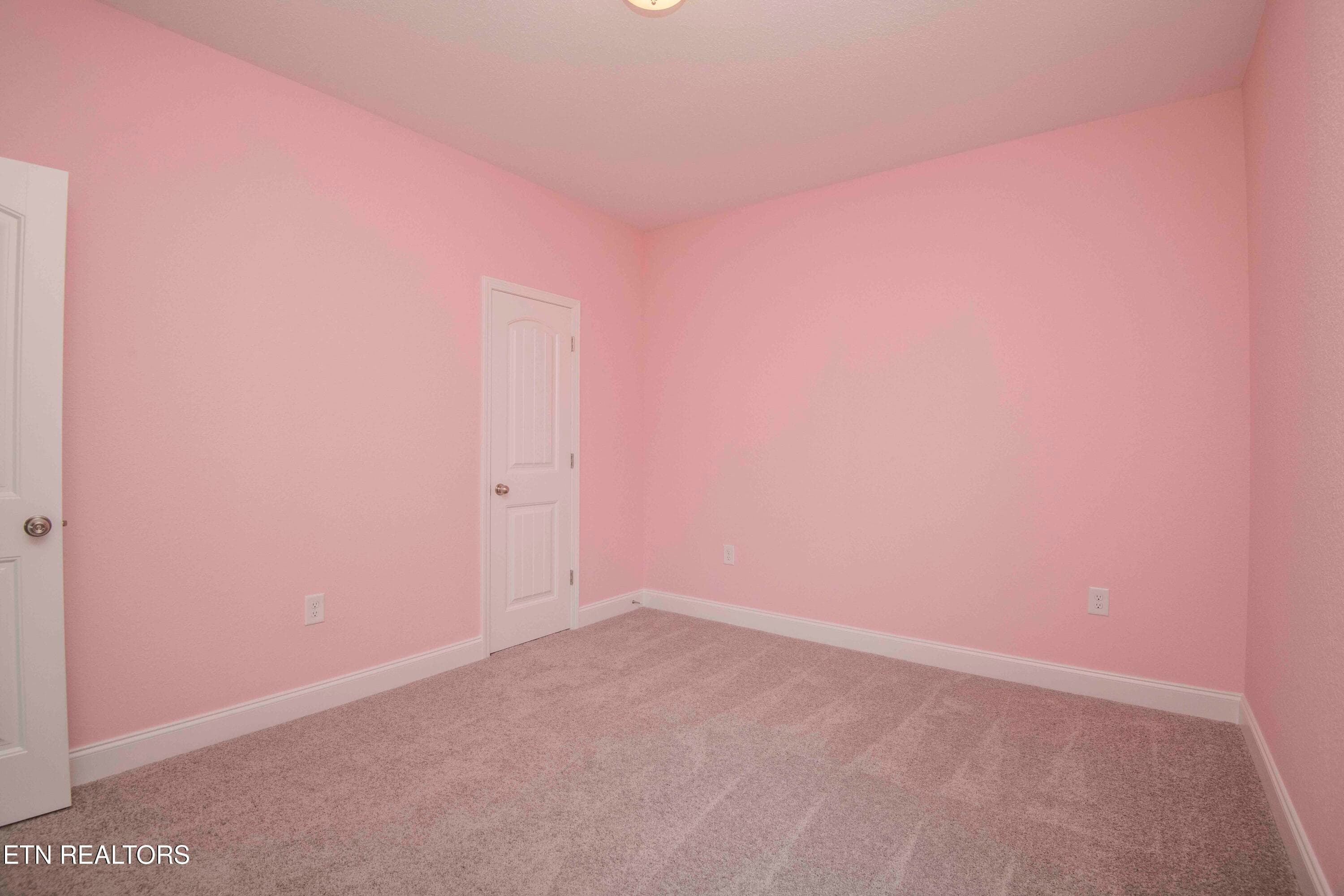 third bed_1 - 2609 Mountain Blvd, Sevierville, TN 37876