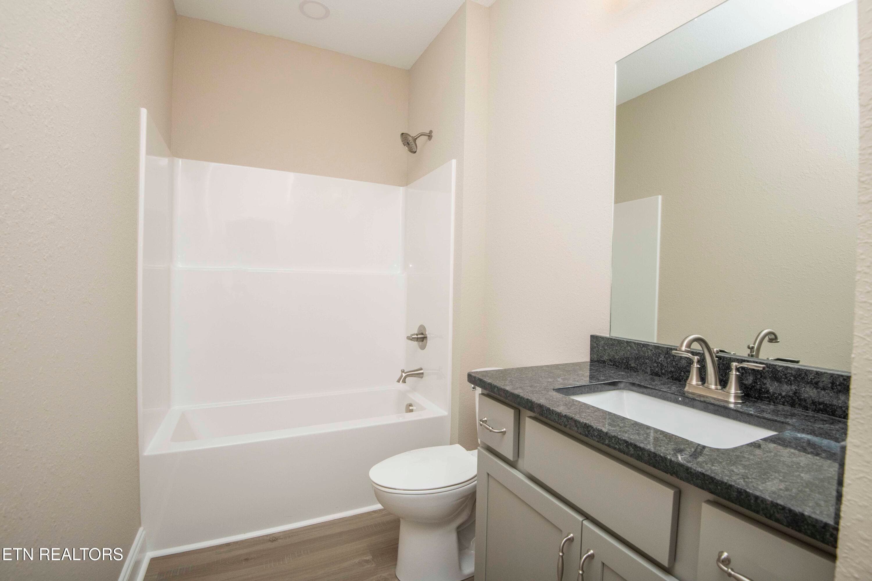 second bath_1 - 2609 Mountain Blvd, Sevierville, TN 37876