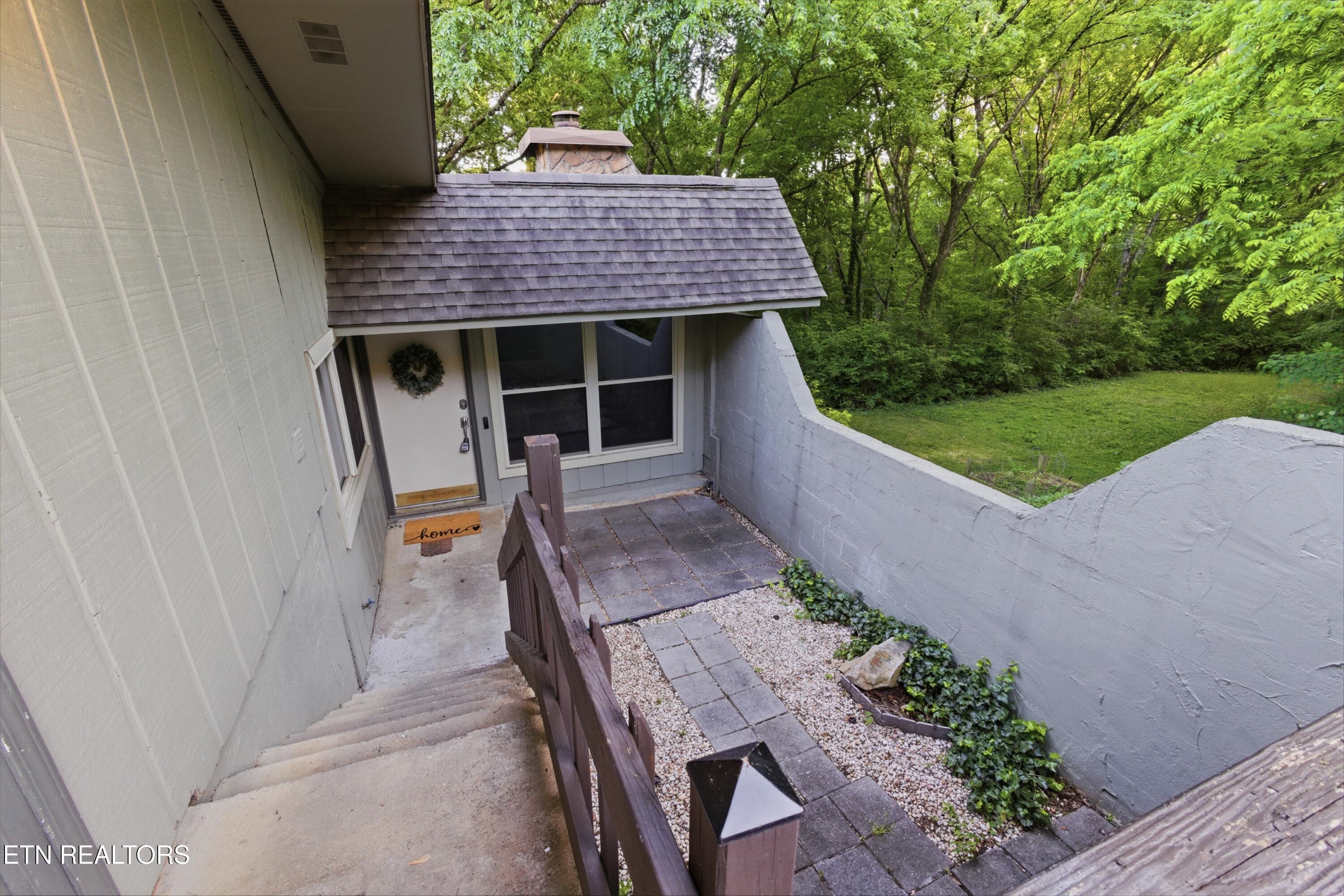 2000-4 - 1900 Ridgecrest Drive 304, Knoxville, TN 37918