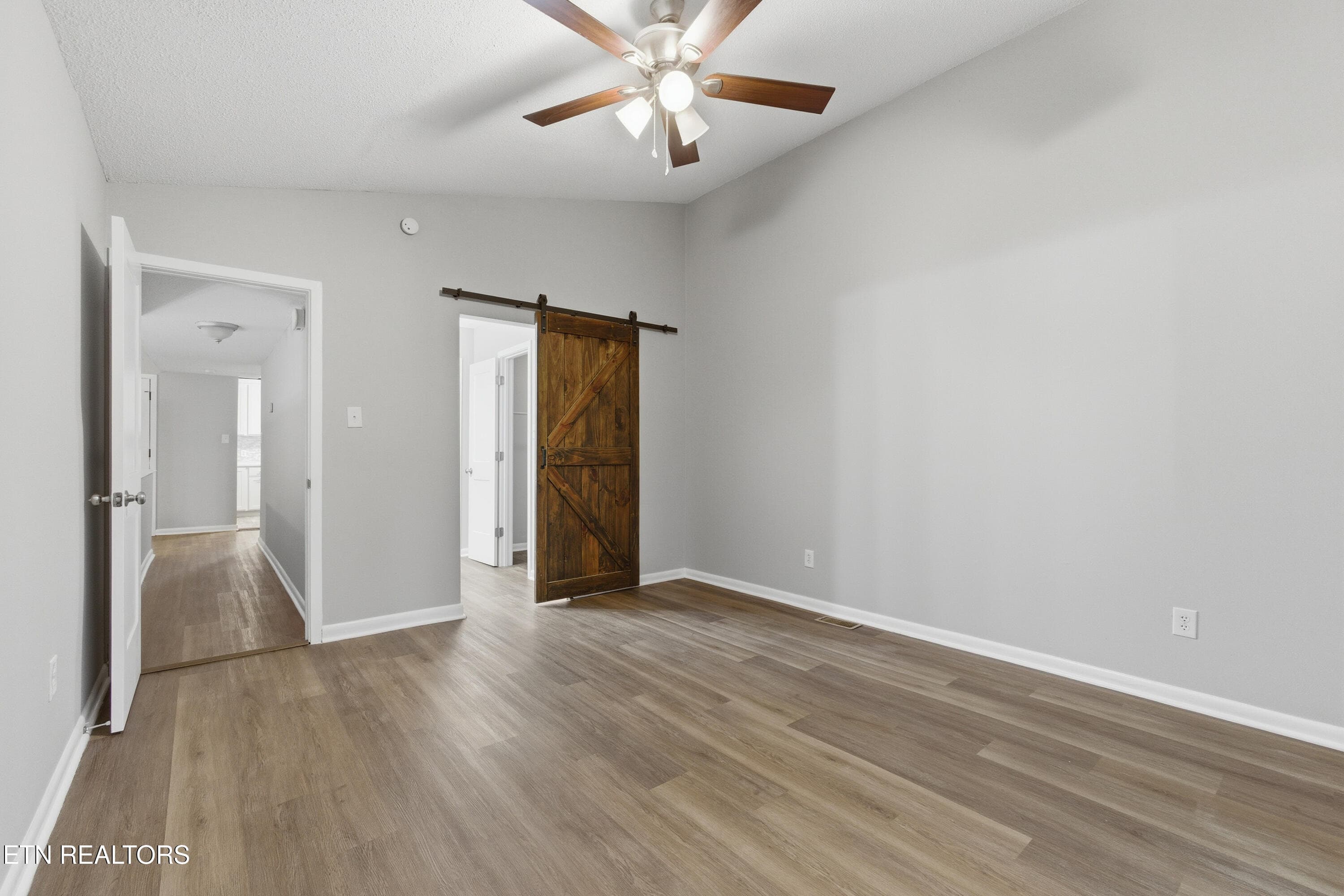 2000-15 - 1900 Ridgecrest Drive 304, Knoxville, TN 37918