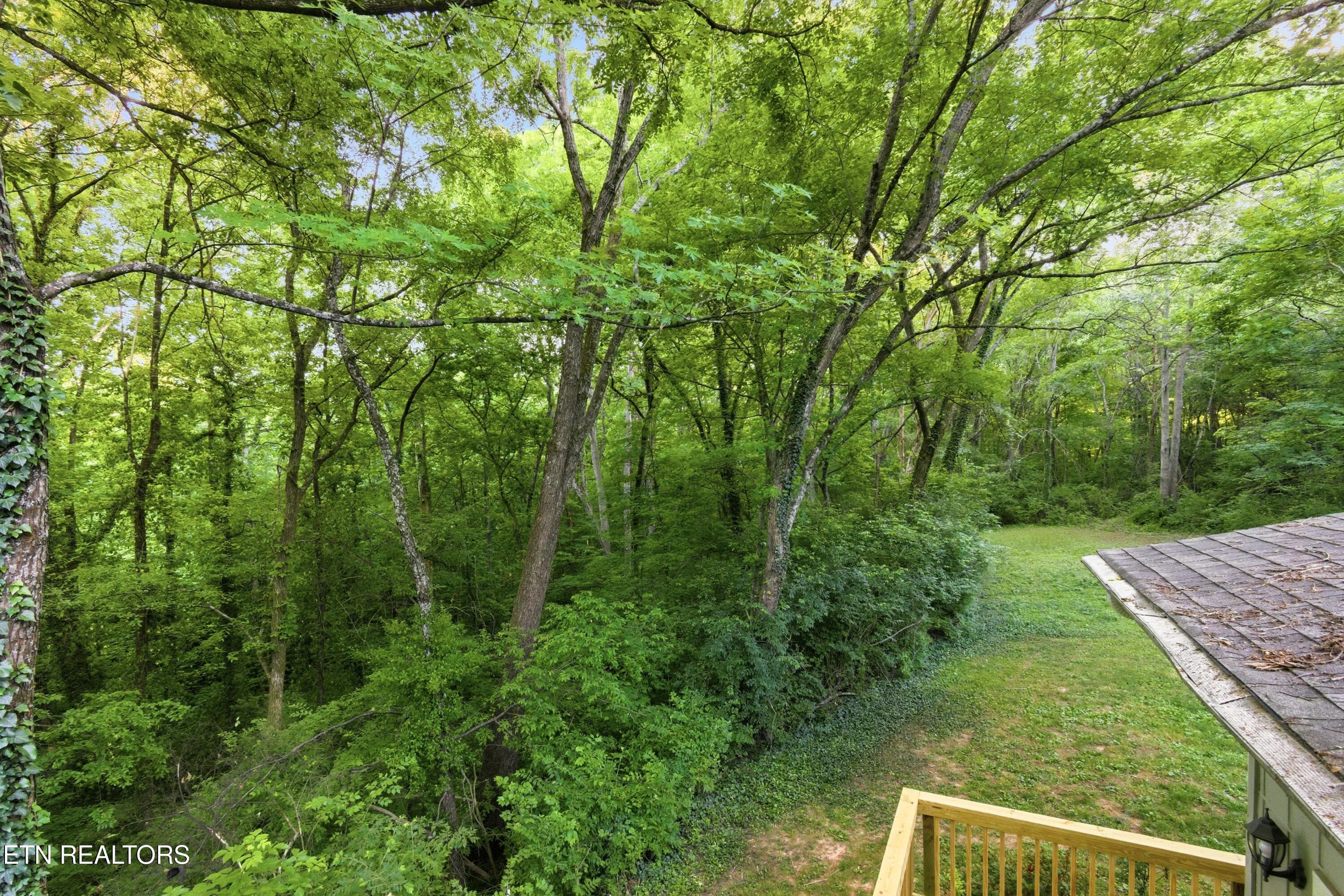 2000-21 - 1900 Ridgecrest Drive 304, Knoxville, TN 37918