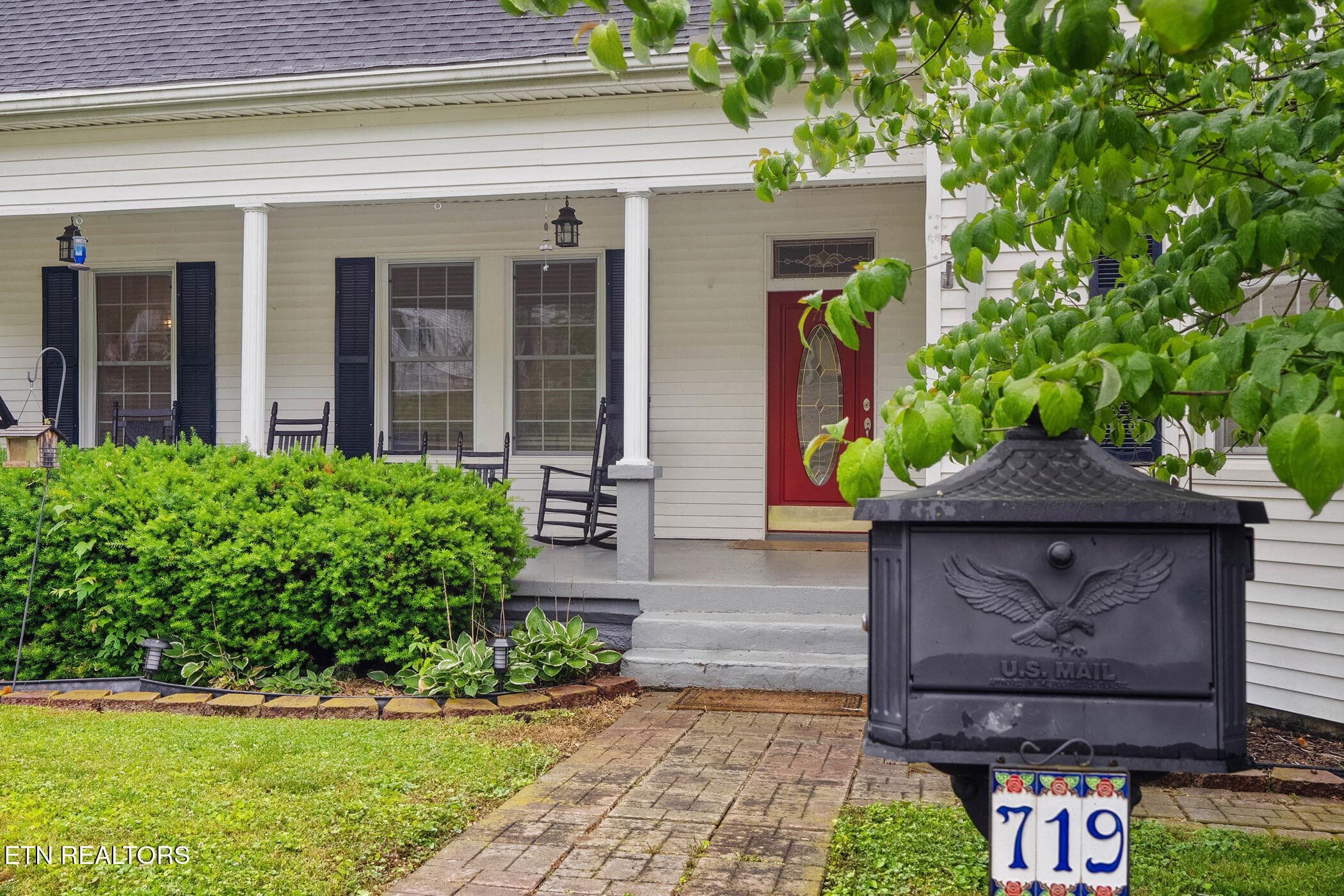 dsc03738 - 719 Medaris St, Clinton, TN 37716