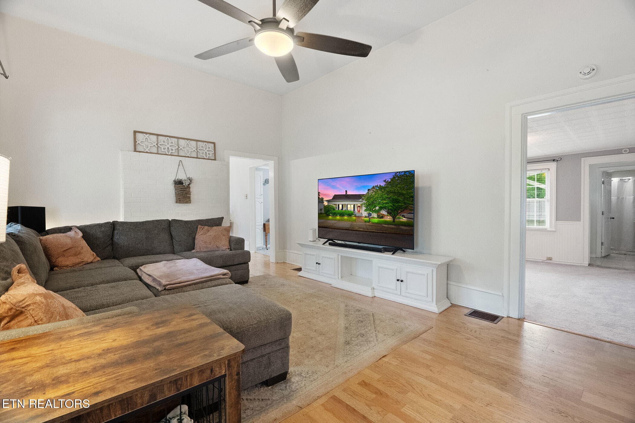 dsc03753 - 719 Medaris St, Clinton, TN 37716