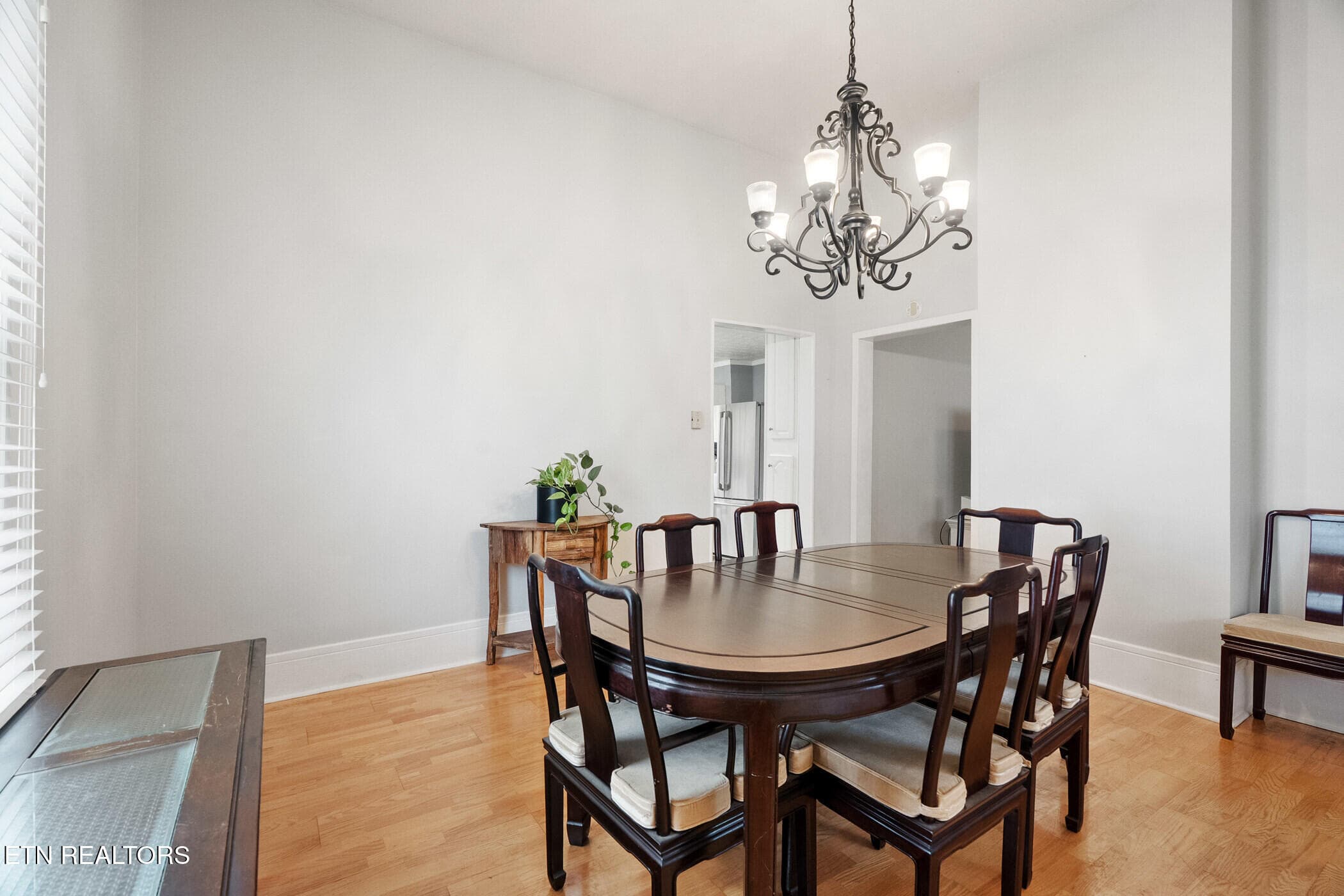 dsc03768 - 719 Medaris St, Clinton, TN 37716