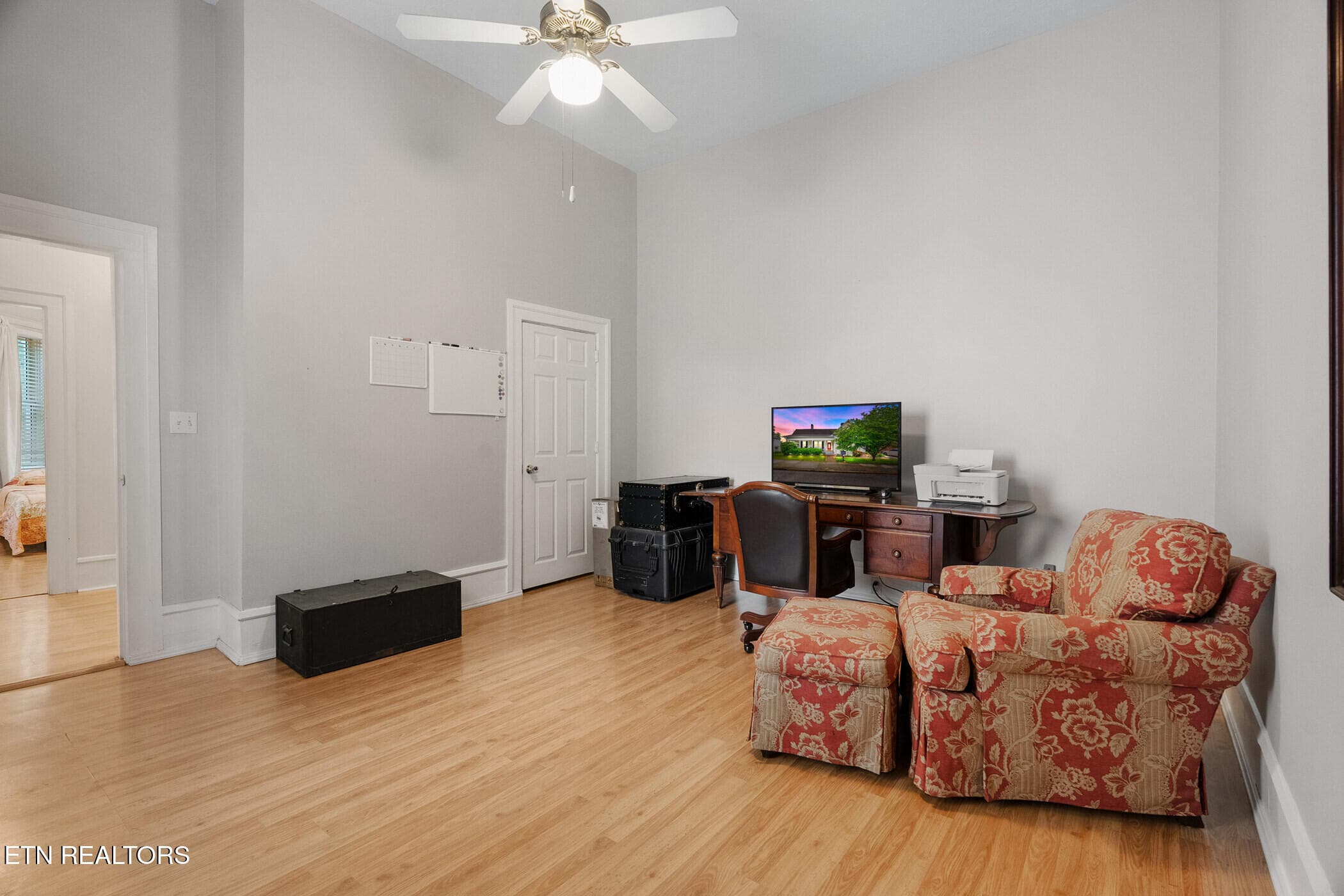 dsc03818 - 719 Medaris St, Clinton, TN 37716