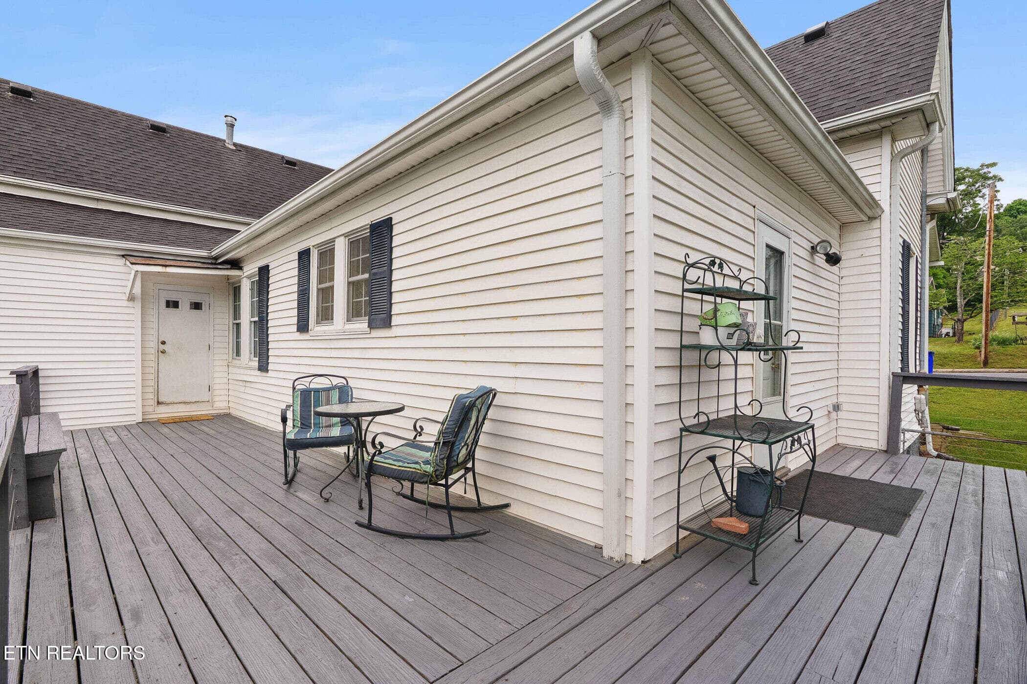 dsc03873 - 719 Medaris St, Clinton, TN 37716