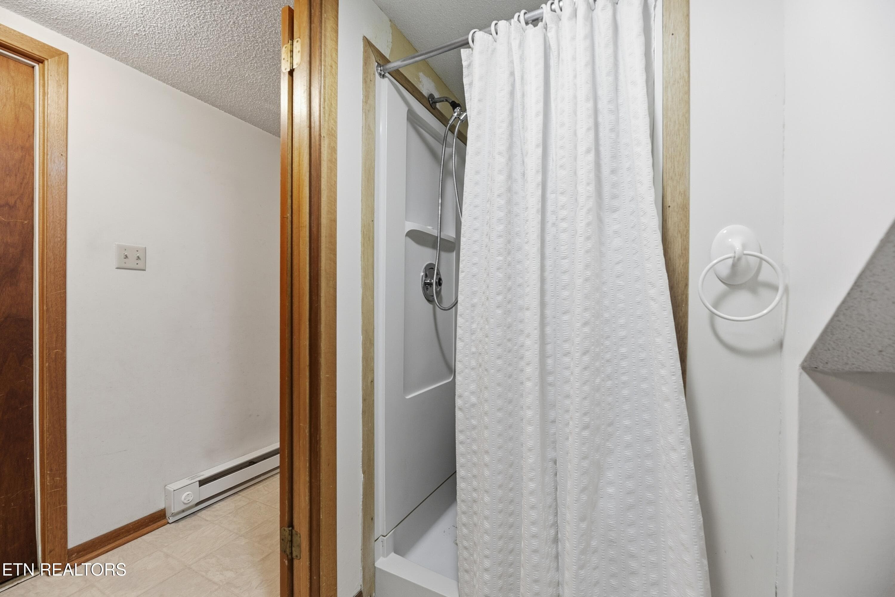 Full Bath in Basement - 221 Sherwood Rd, Powell, TN 37849