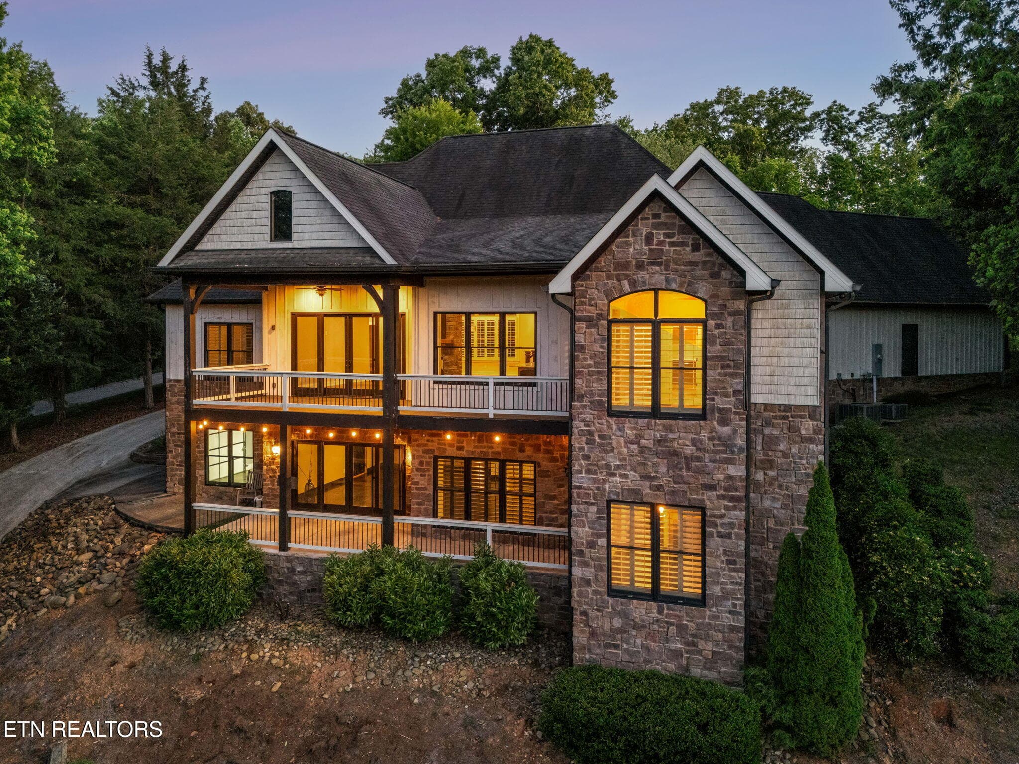 4451 Forrest Ridge Drive, Louisville, TN 37777