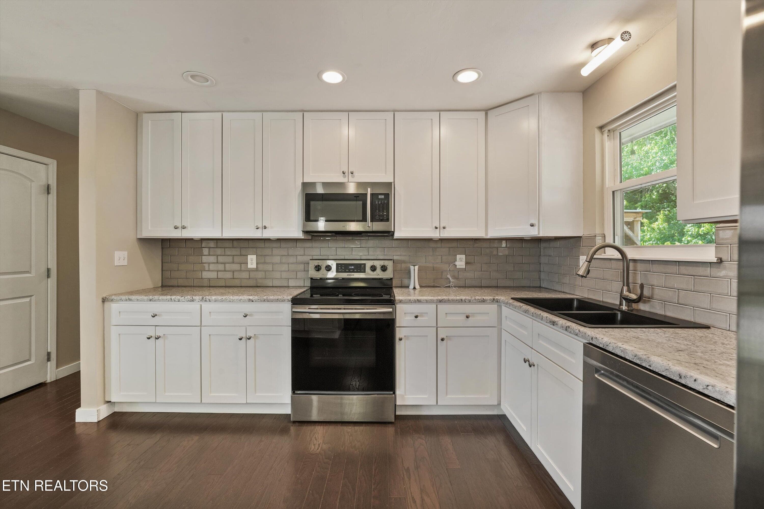 09-7613 Fall Wind Ct 04 - 7613 Fall Wind Court, Powell, TN 37849