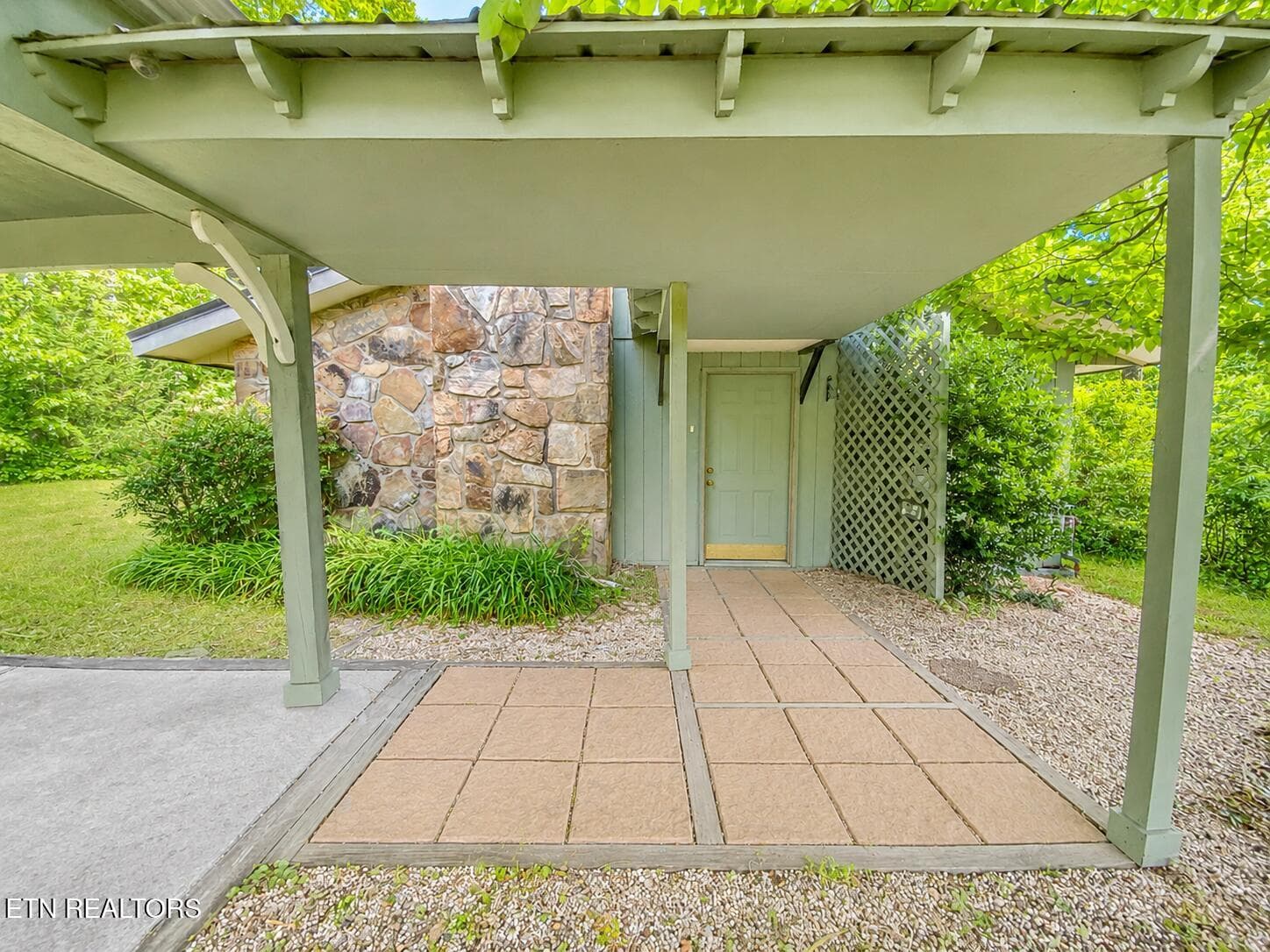 D32AE490-792D-4E5A-A1C0-00E2E1BD7B23 - 505 Crest Rd, Gatlinburg, TN 37738