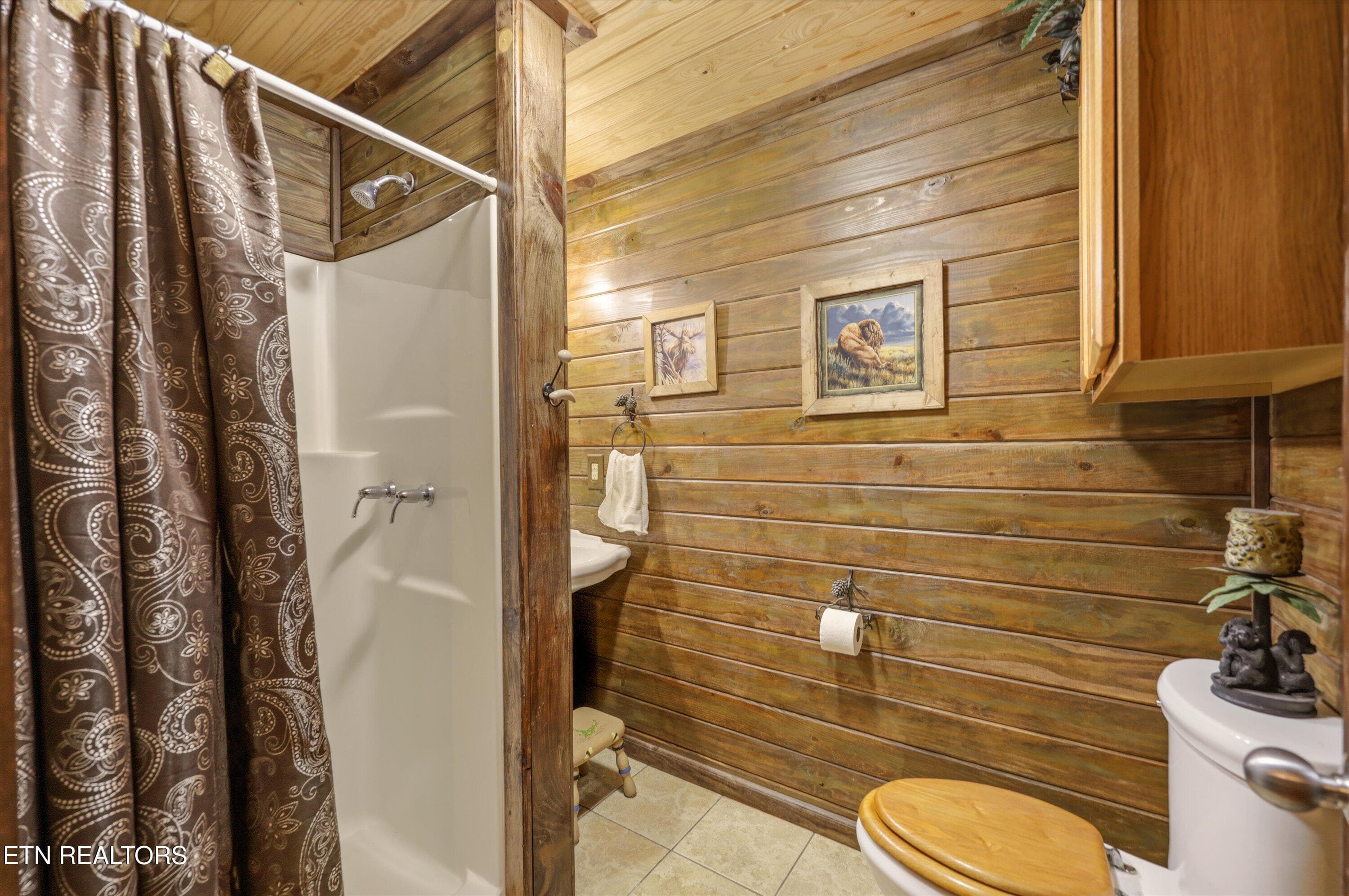 19-320 Cherry Hill Way41 - 320 Cherry Hill Way, Newport, TN 37821