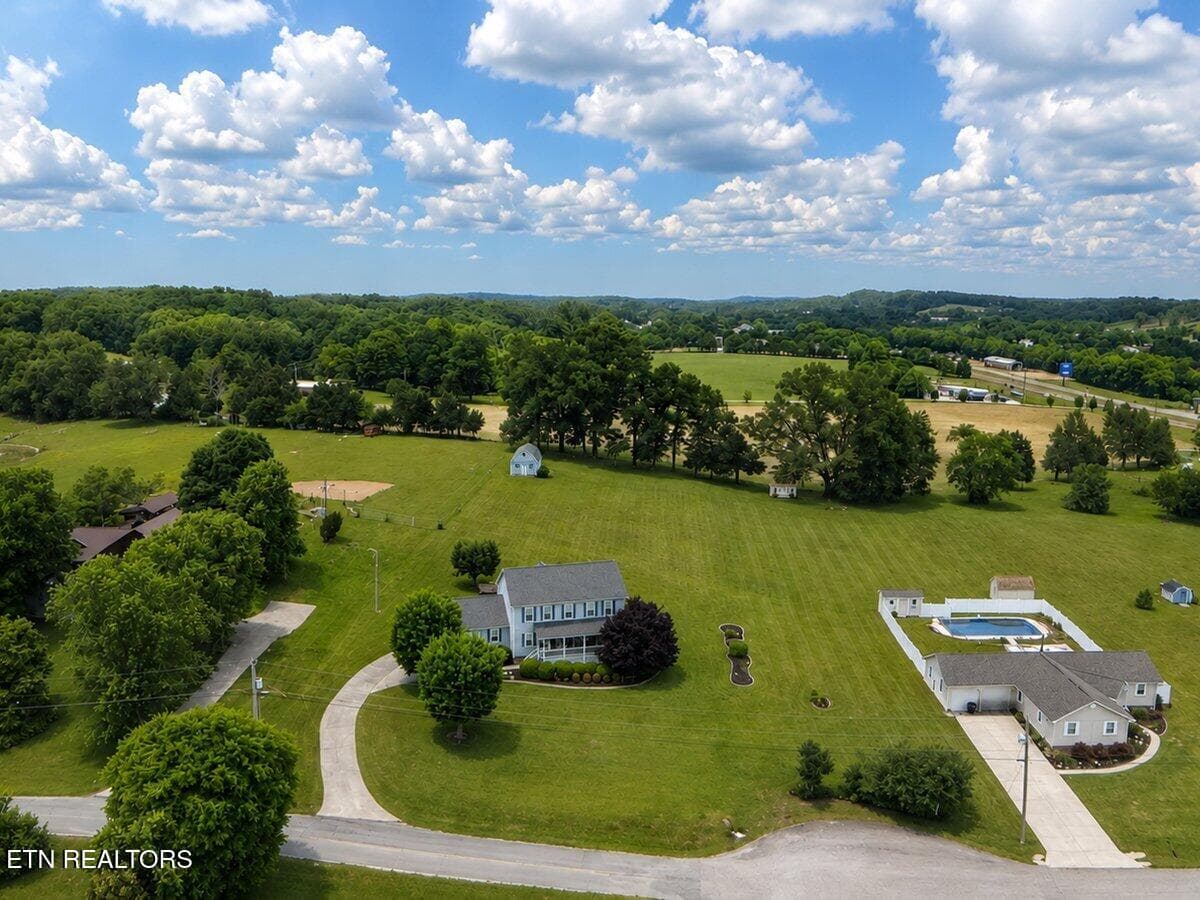 128 CR 101 (14) - 128 County Road 101, Riceville, TN 37370