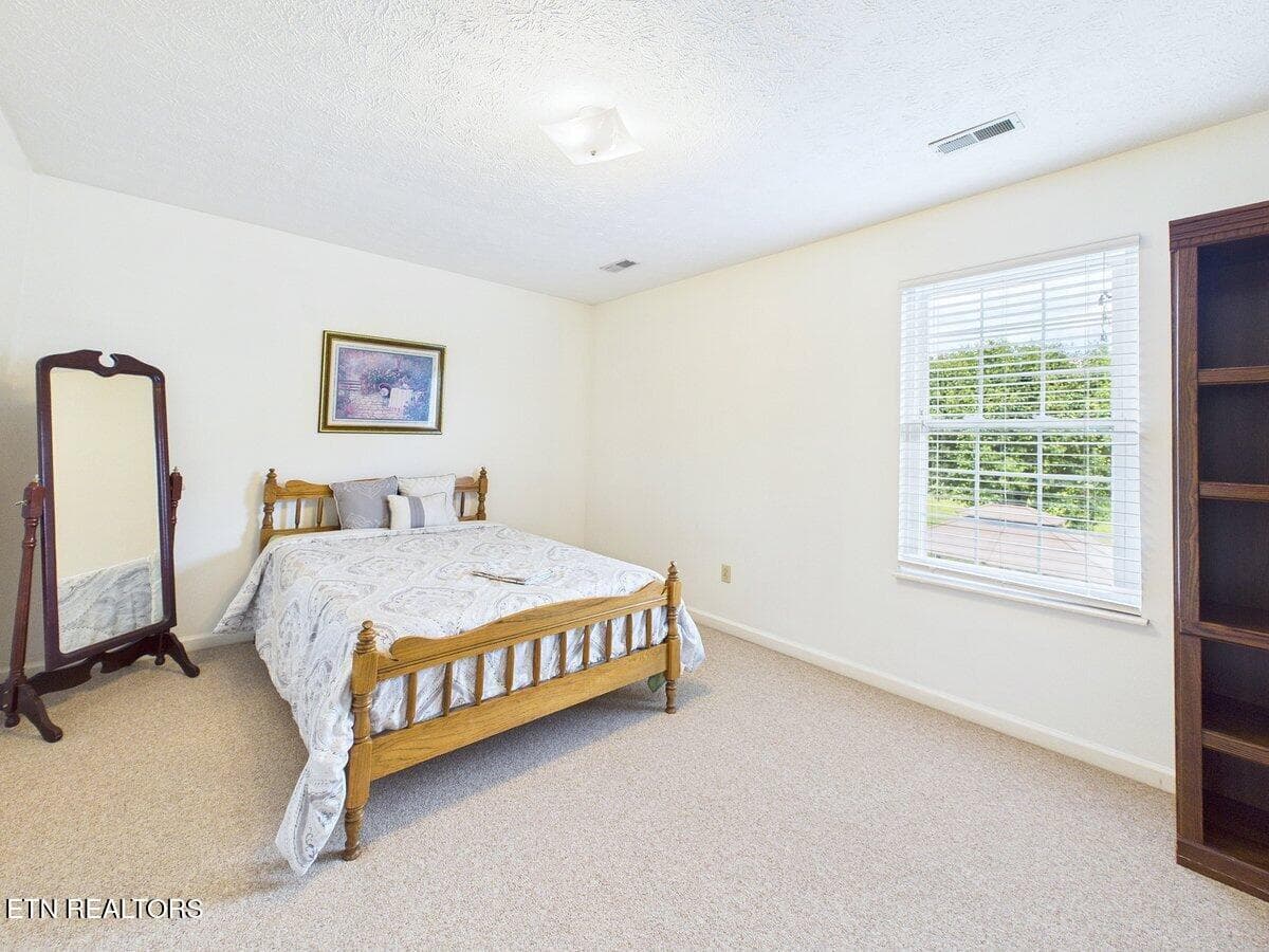 128 CR 101 (41) - 128 County Road 101, Riceville, TN 37370