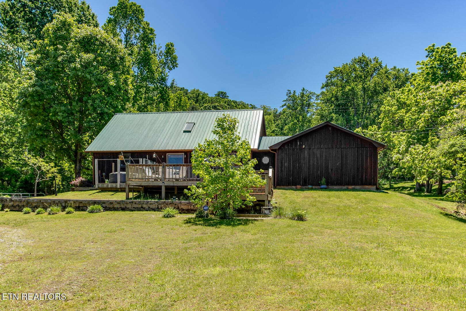 37_RiverRoad_4368_Back - 4368 River Rd, Ten Mile, TN 37880