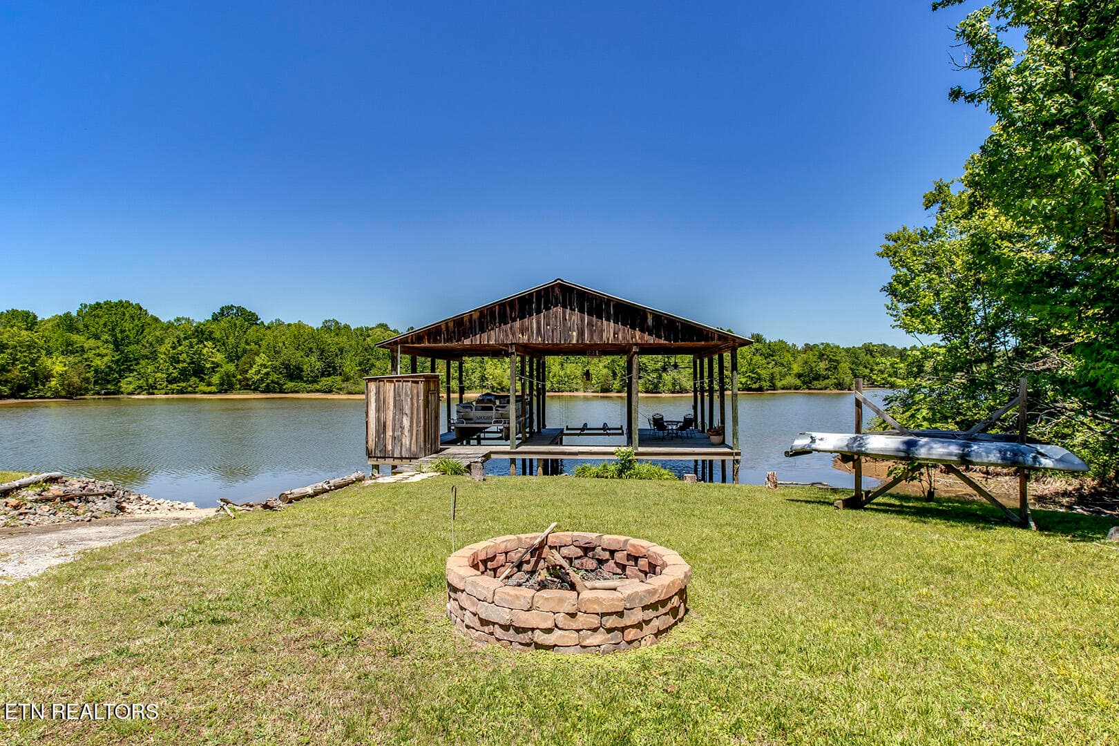 41_RiverRoad_4368_FirePit-Dock01 - 4368 River Rd, Ten Mile, TN 37880