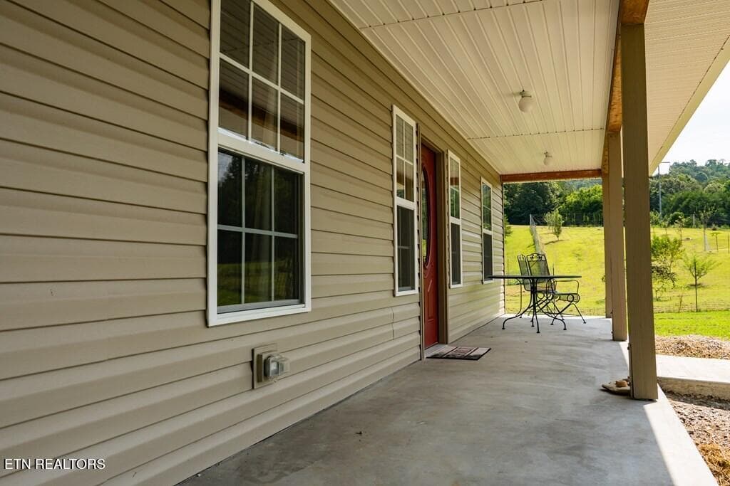 244448_44 - 1518 Cummingsville And Sparkman Rd, Doyle, TN 38559