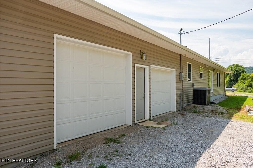 244448_46 - 1518 Cummingsville And Sparkman Rd, Doyle, TN 38559