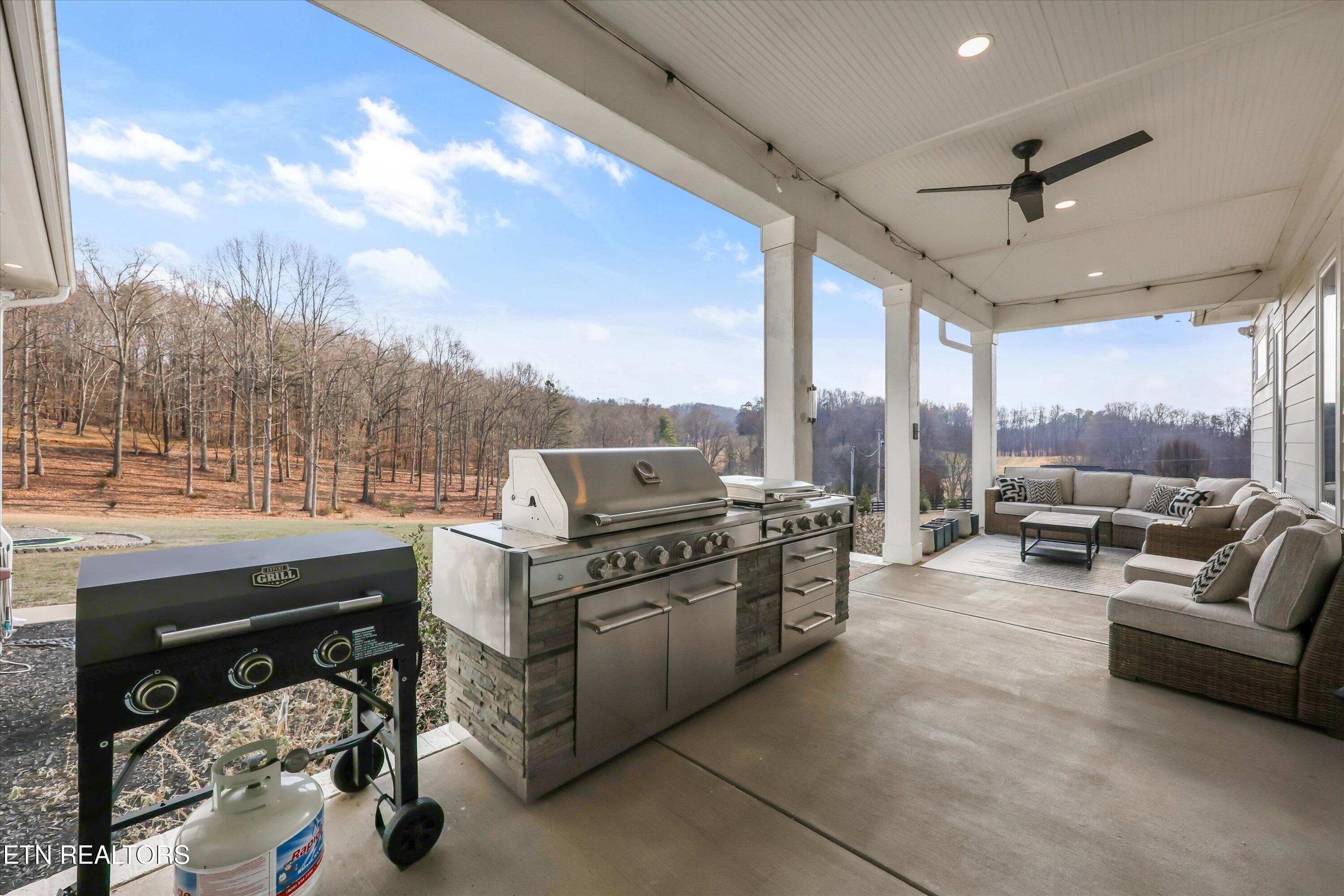 53-53-130 Hendren Ln41 - 130 Hendren Lane, Clinton, TN 37716