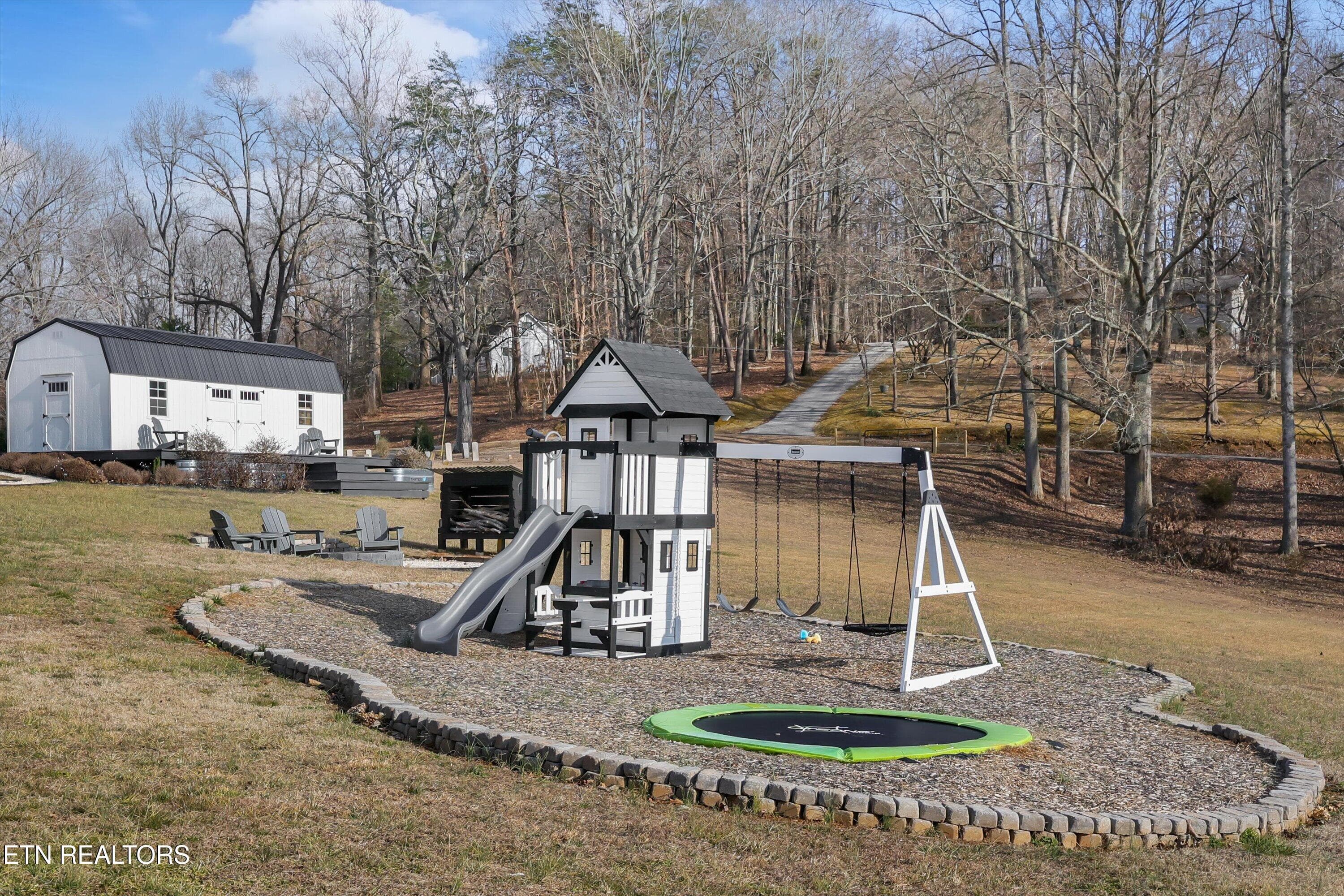 54-54-130 Hendren Ln42 - 130 Hendren Lane, Clinton, TN 37716