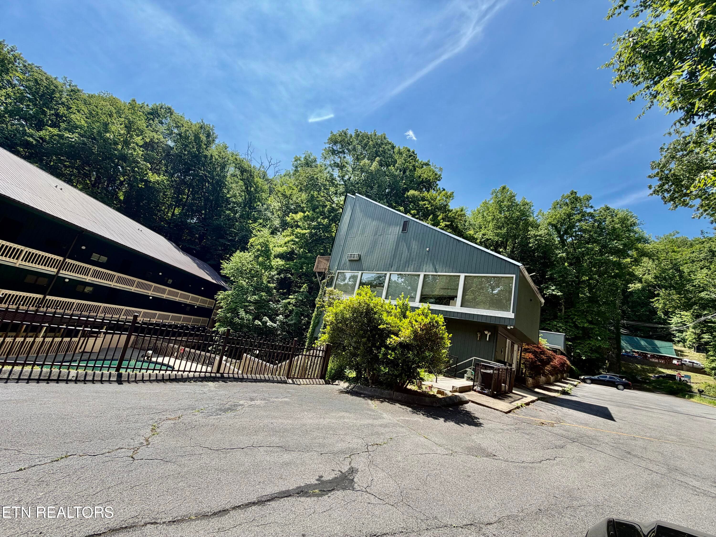 IMG_3934 - 1435 Wiley Oakley Drive UNIT 172, Gatlinburg, TN 37738, Gatlinburg