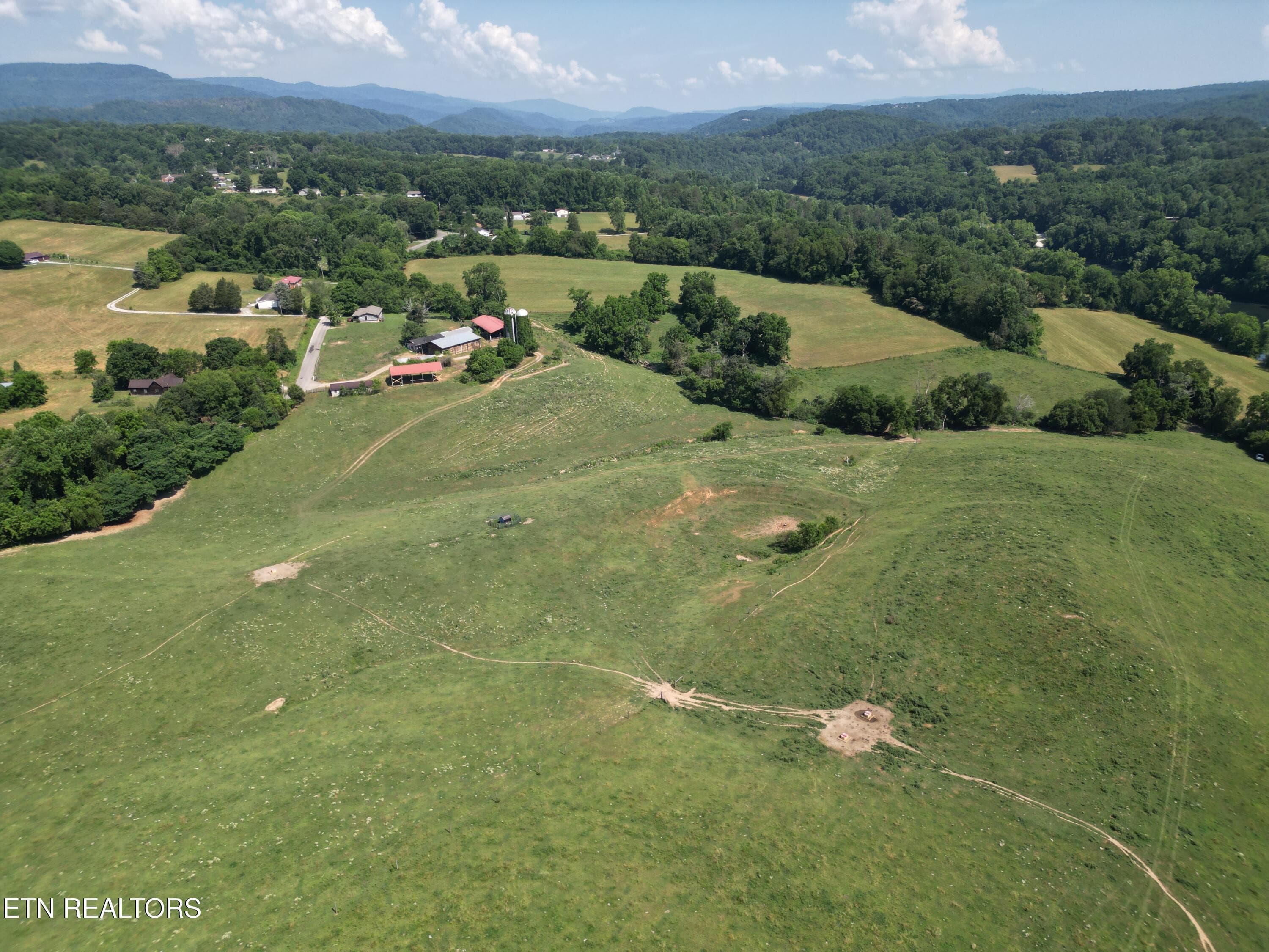 Photo Jun 17 2024, 10 56 57 AM - 311 Ross Cemetery Rd, Rocky Top, TN 37769