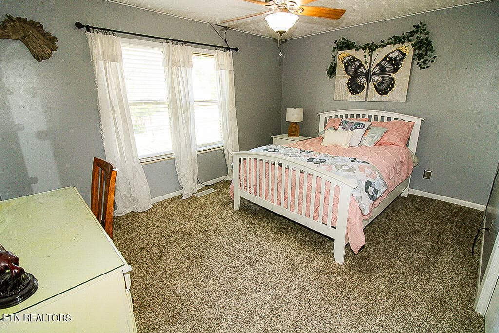 N - 1721 Grenada Blvd, Knoxville, TN 37922, Knoxville