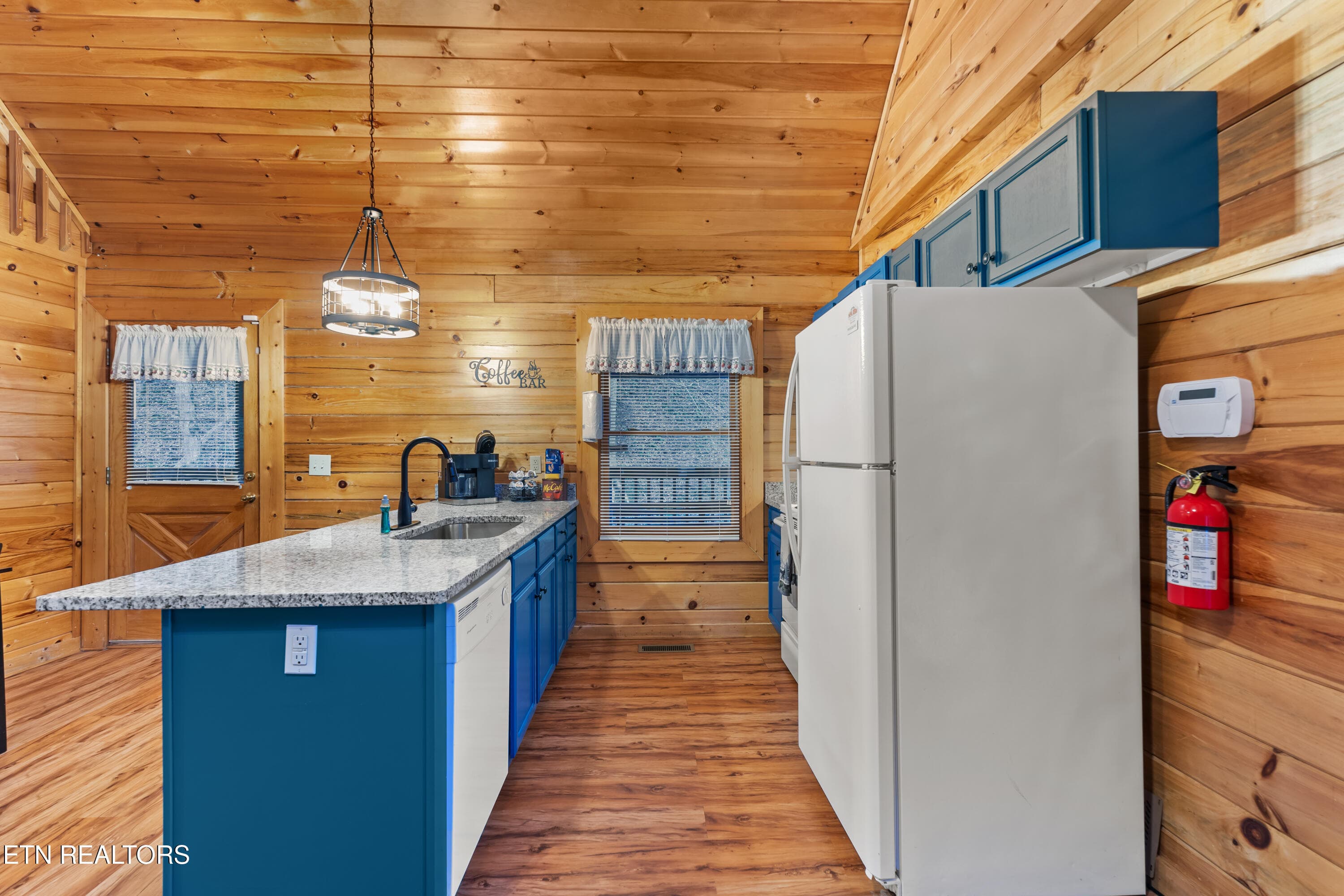 Kitchen - 1316 Wedge Tailed Lane, Sevierville, TN 37876