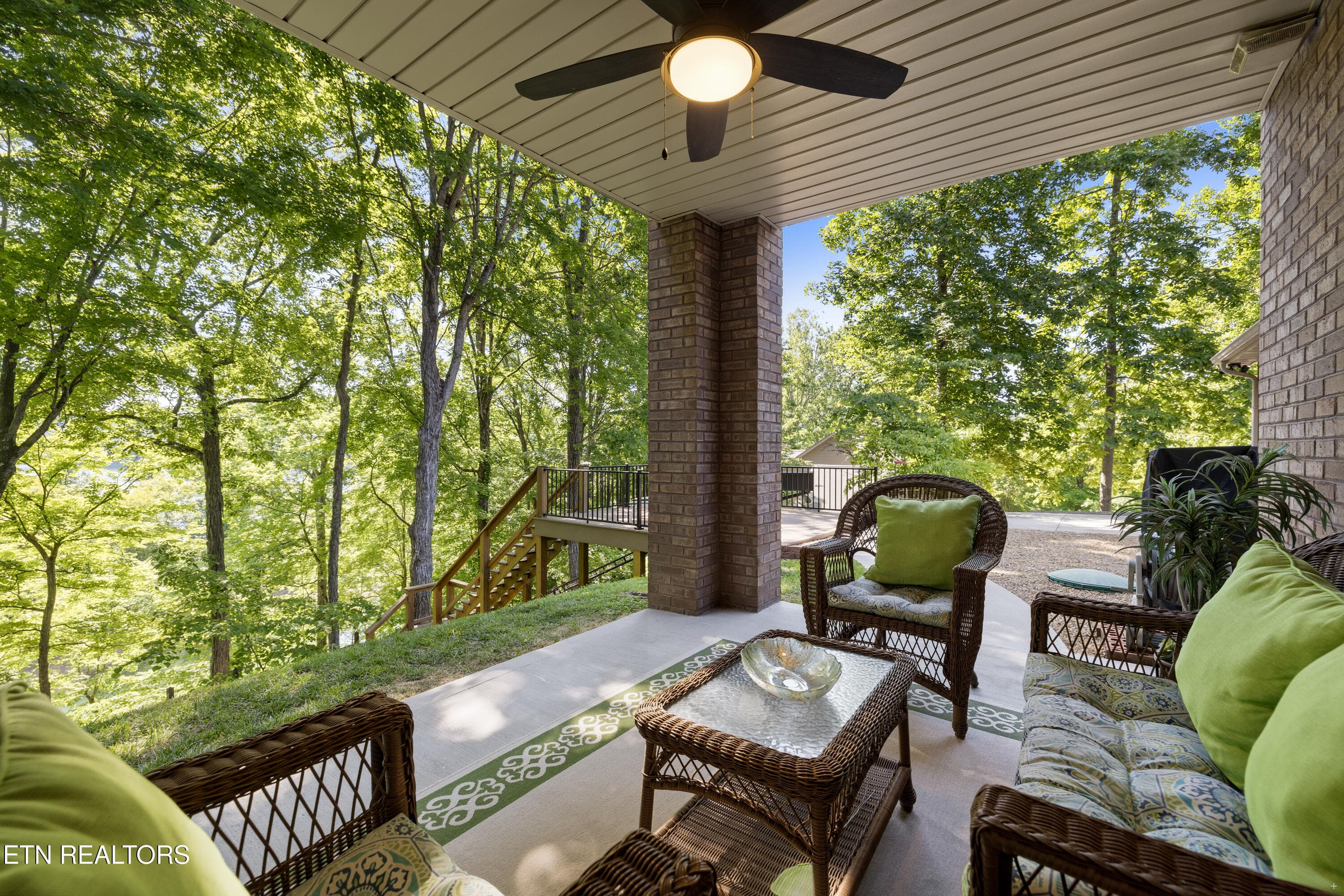 Nice seating area off rec room down - 127 Ridgeland Lane, Sharps Chapel, TN 37866