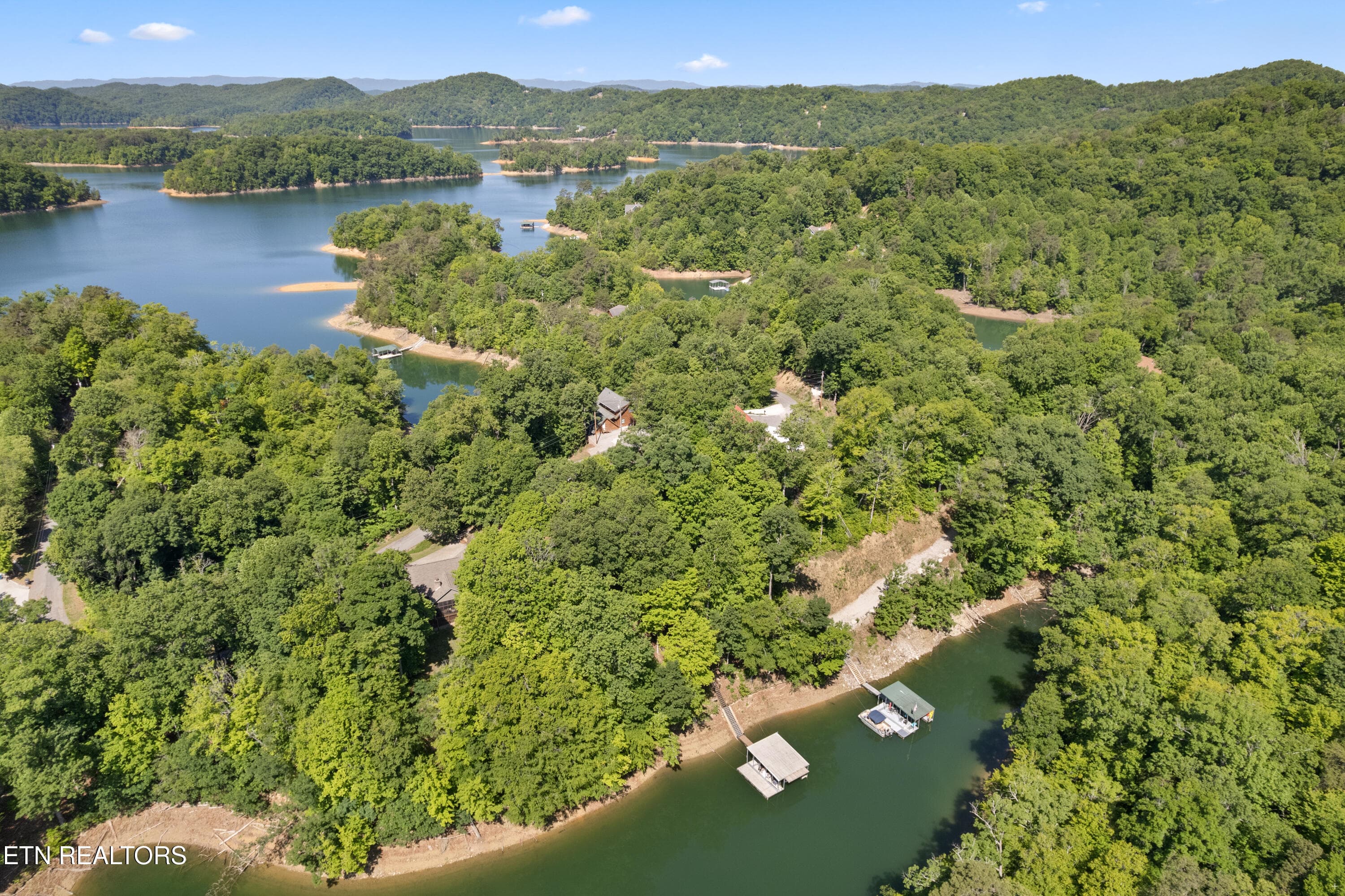 So safe to swim in this half cove - 127 Ridgeland Lane, Sharps Chapel, TN 37866