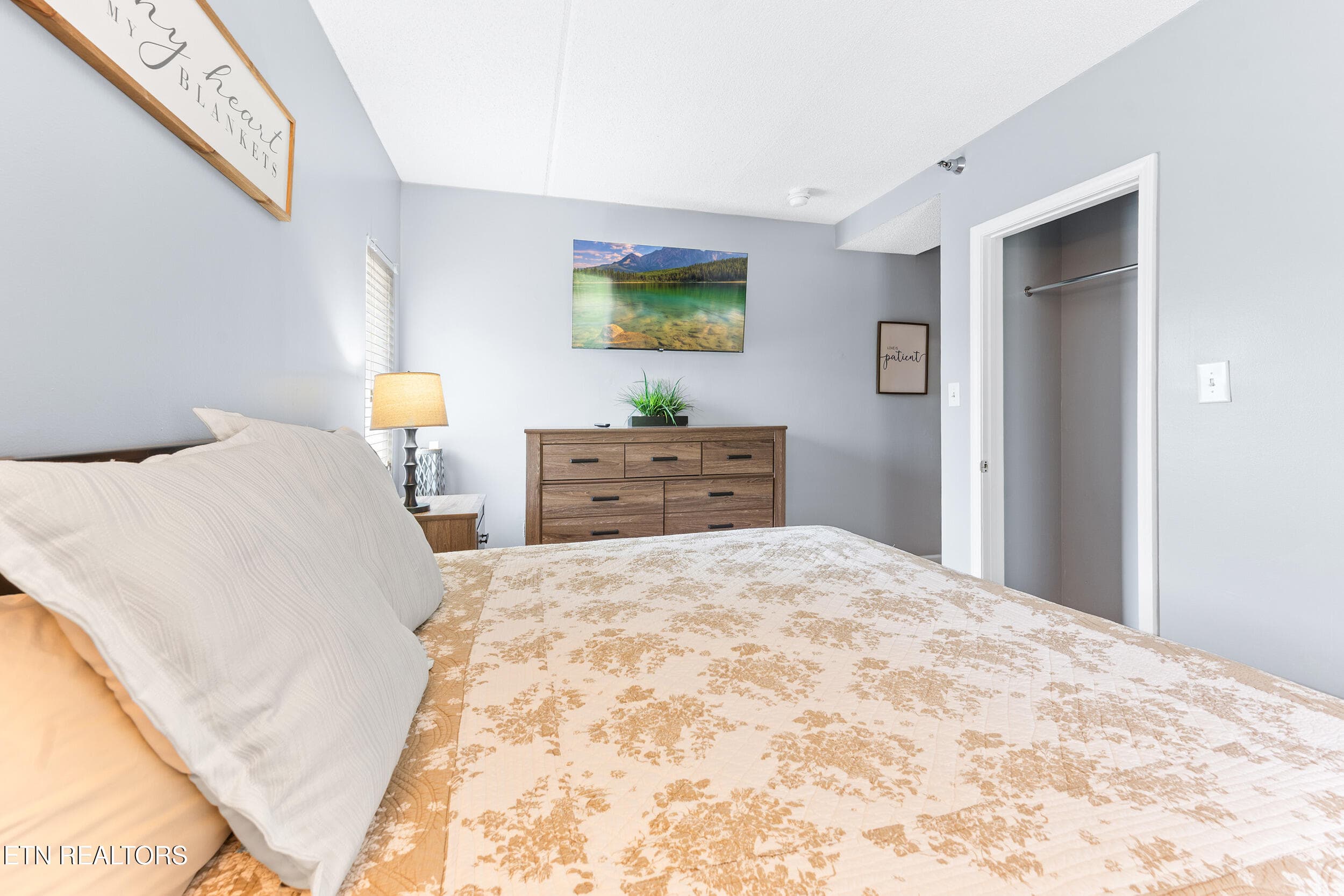 Bedroom 3 - 413 Baskins Creek Rd 501, Gatlinburg, TN 37738, Gatlinburg