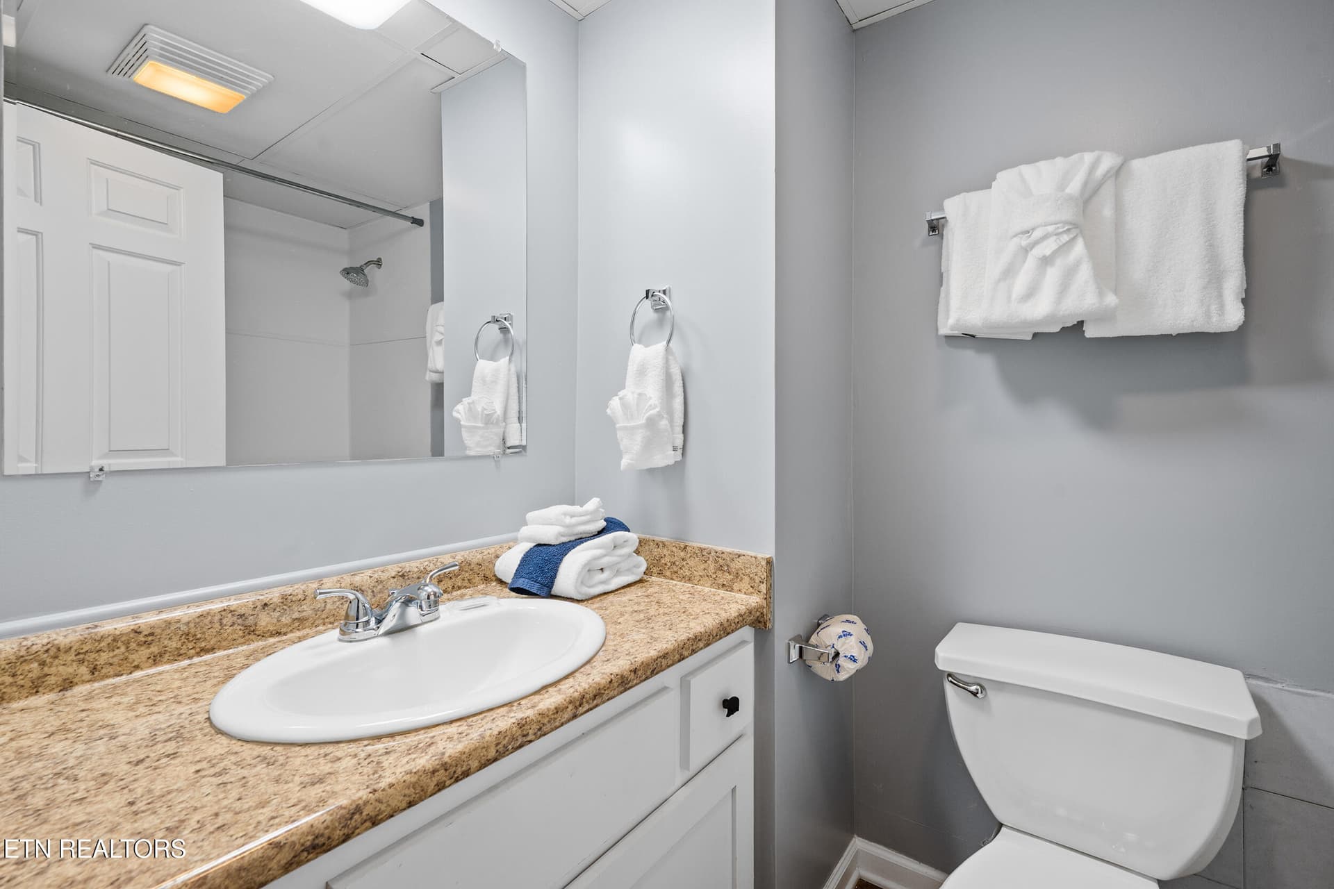 Bathroom 1 - 413 Baskins Creek Rd 501, Gatlinburg, TN 37738
